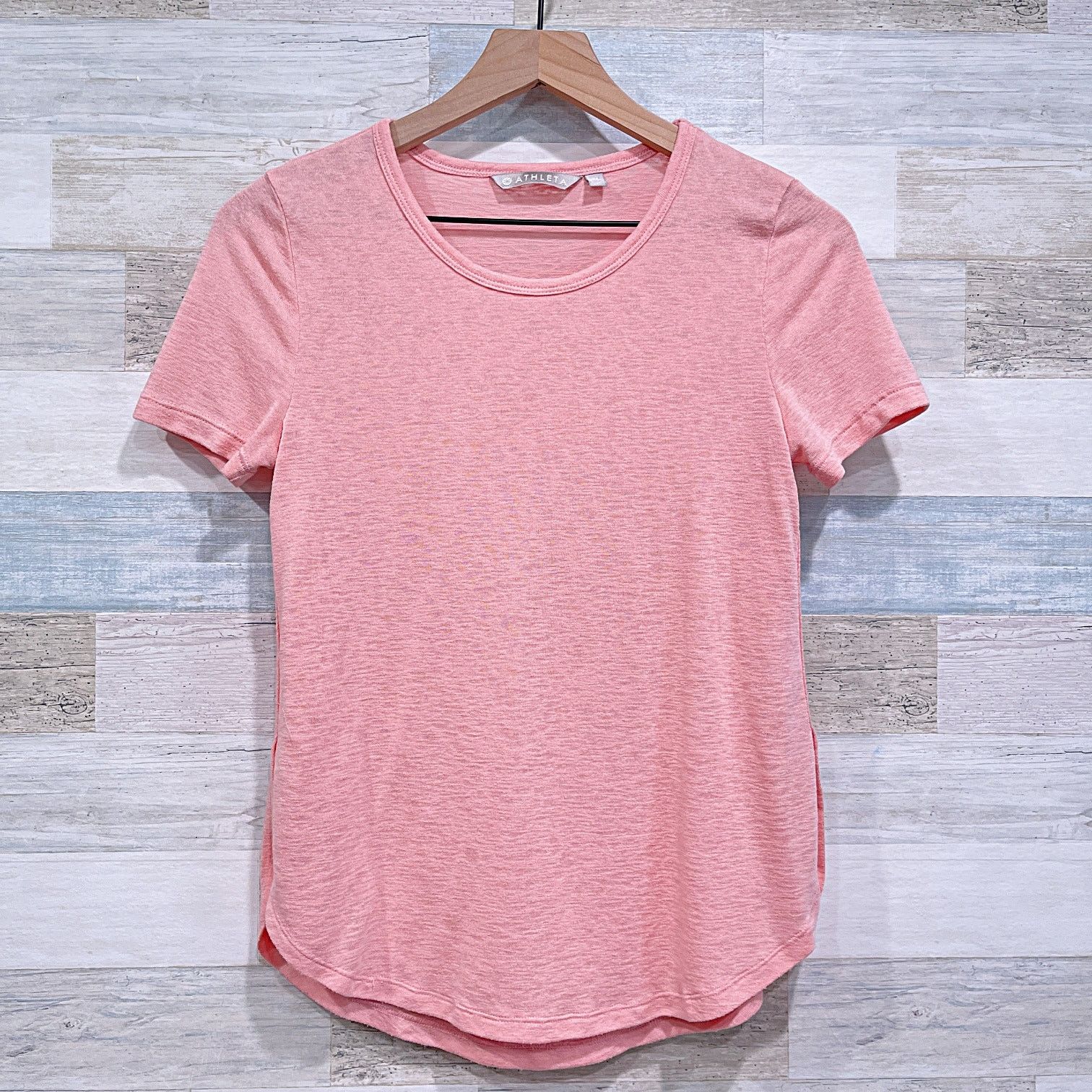 Athleta Athleta Breezy Tee Pink Curved Lightweight Soft Stretch XS Size XS / US 0-2 / IT 36-38 - 1 Thumbnail