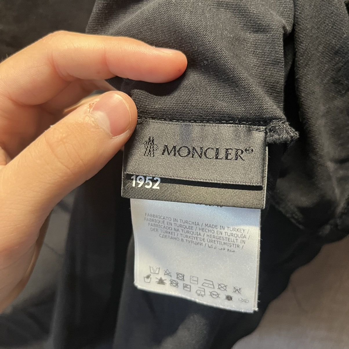 Moncler MONCLER LUXURY BLACK T SHIRT Size US L / EU 52-54 / 3 - 7 Thumbnail