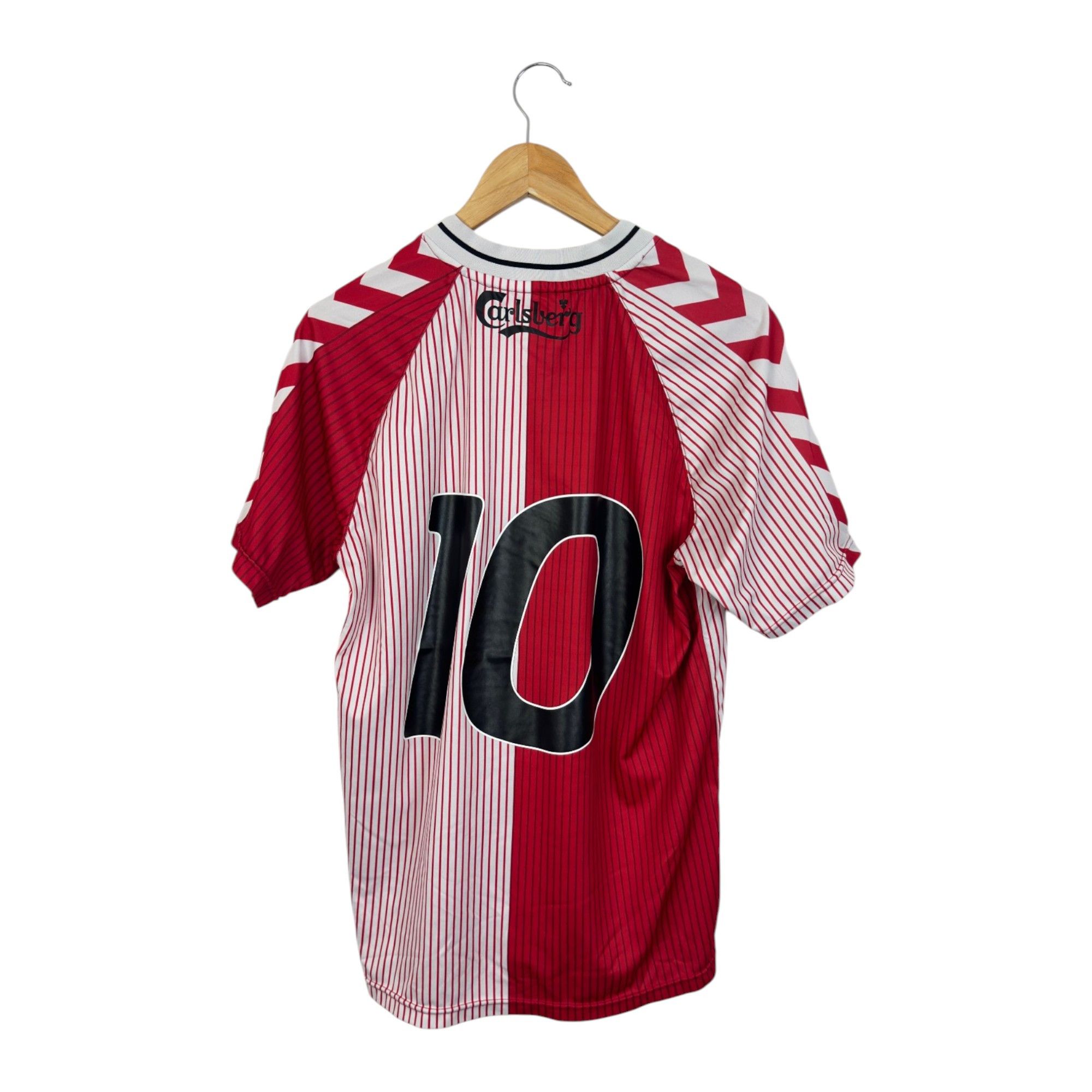 Hummel Denmark 1986 Home #10 Football Shirt Size US M / EU 48-50 / 2 - 2 Thumbnail