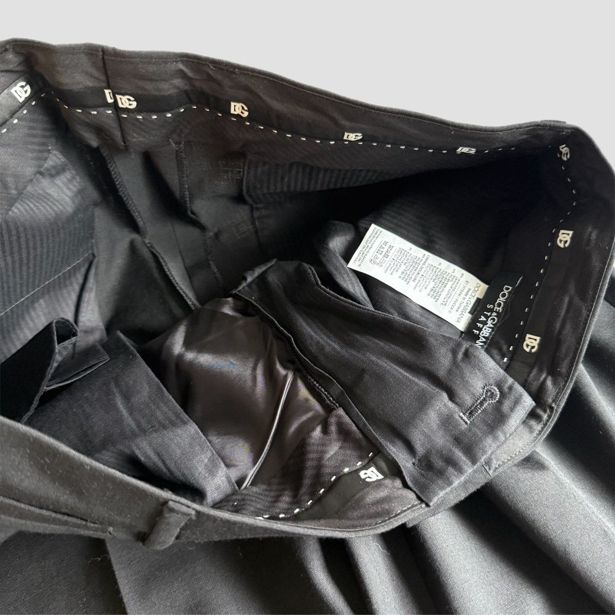Dolce & Gabbana D&G Black Slim Fit Three Piece Suit Size 38S - 24 Thumbnail