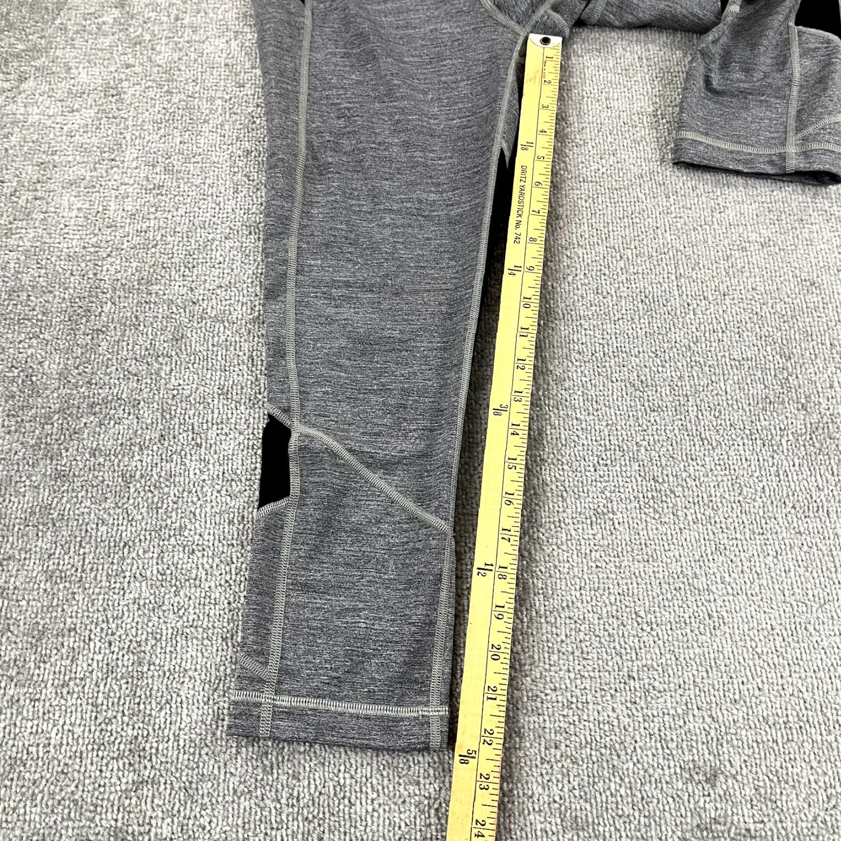 Lululemon LULULEMON Leggings Women Size 8 PACE RIVAL CROP 22" Yoga Running Pocket Gray Cropped Athletic Size 30" / US 8 / IT 44 - 7 Thumbnail