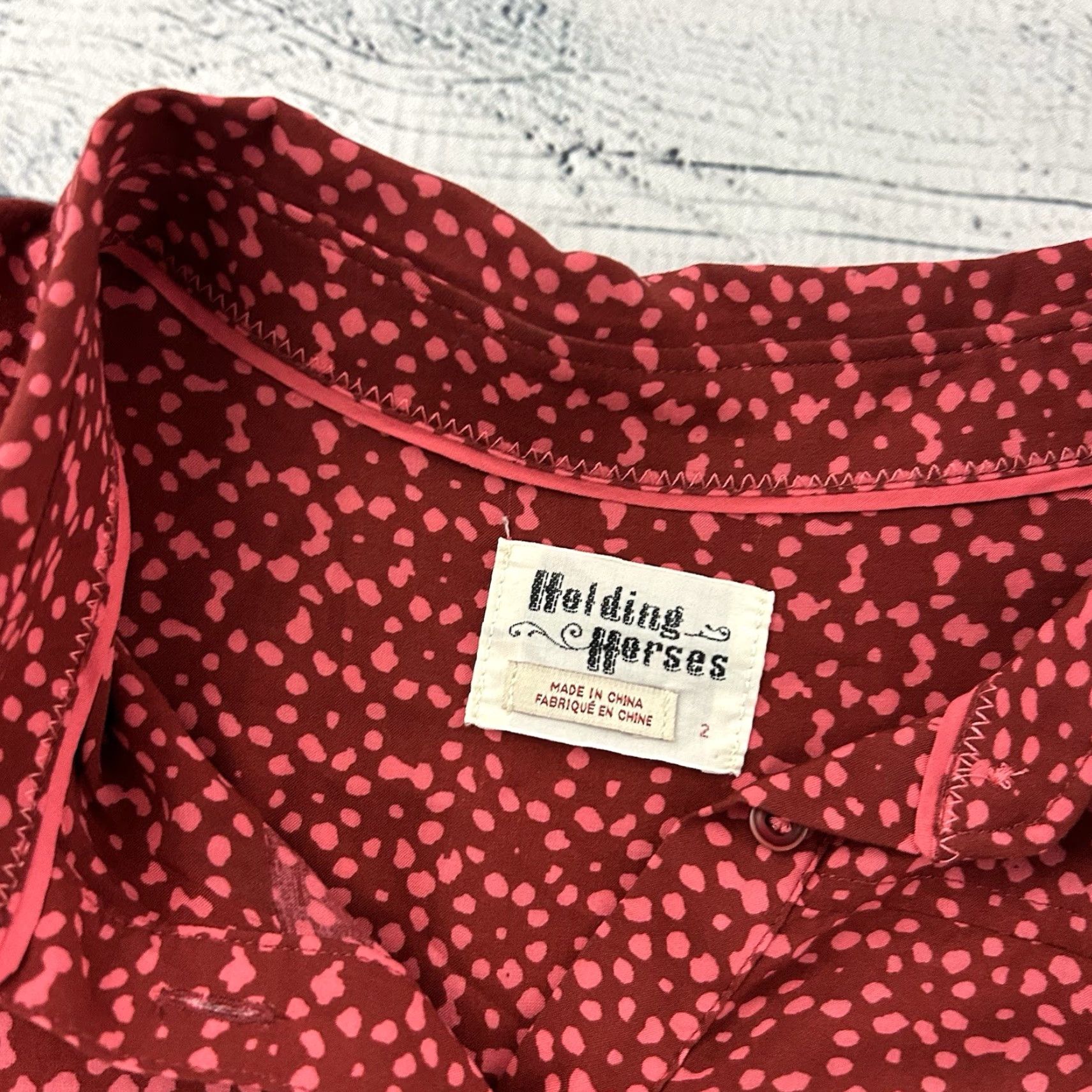 Anthropologie Holding Horses Shirt Women's 2 Long Sleeve Button-Up Maroon Purple Anthropologie Vintage: No, 2 (Adult) Women’s Button-Front Cotton Casual Charcoal? Size XS / US 0-2 / IT 36-38 - 2 Thumbnail