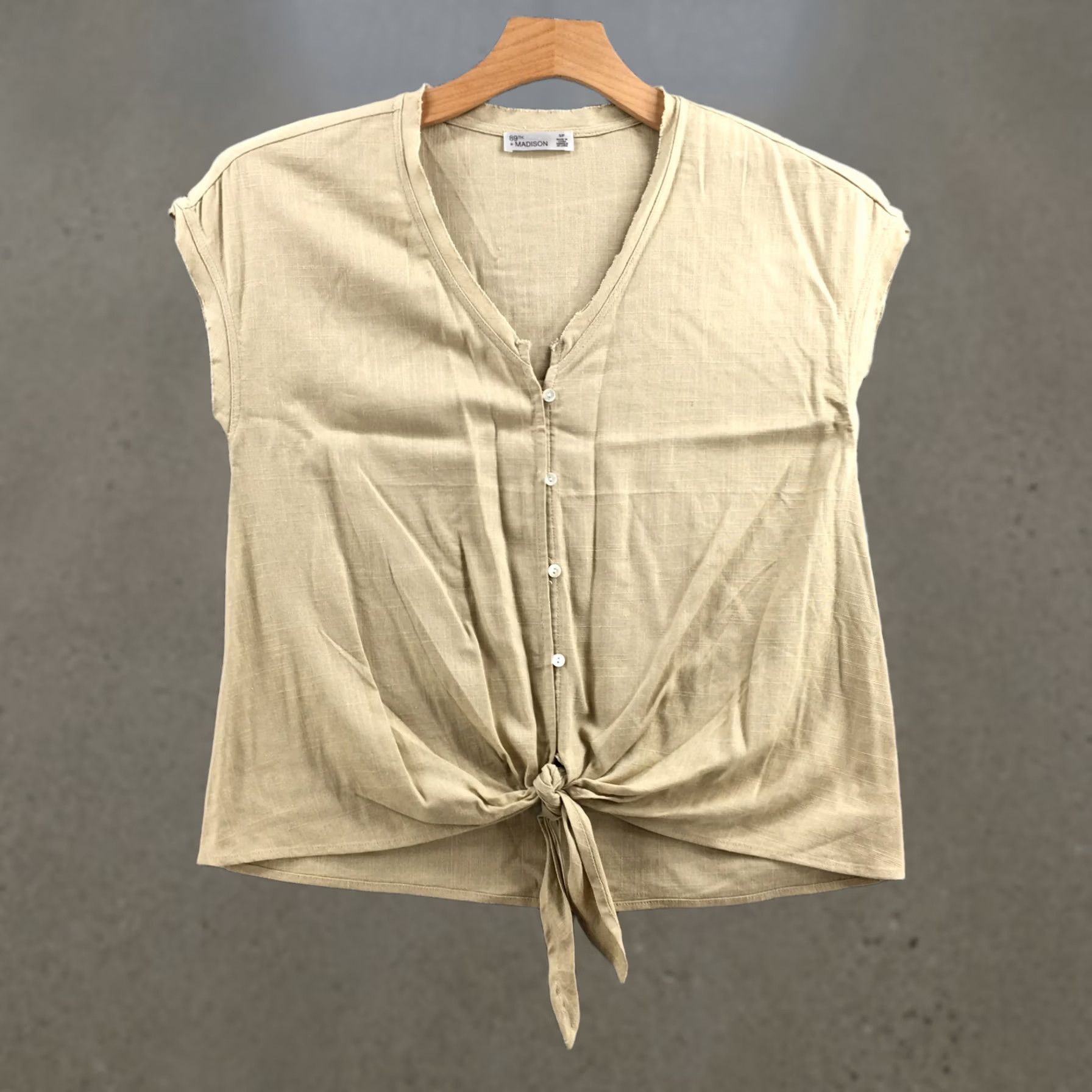 Vintage 89th And Madison Tie Front Blouse Womens Small Beige Short Sleeves Button Up NEW Size S / US 4 / IT 40 - 1 Thumbnail