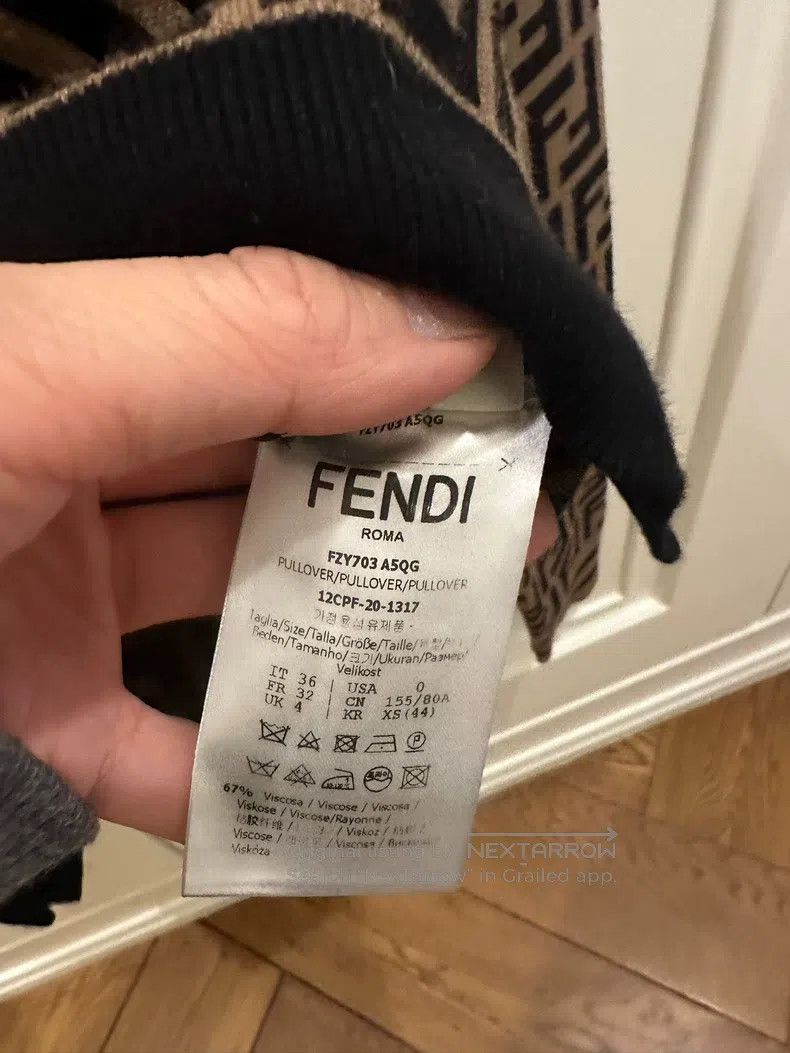 Fendi Fendi Full Logo Knit Top Size XXS / US 00 / IT 34 - 5 Thumbnail