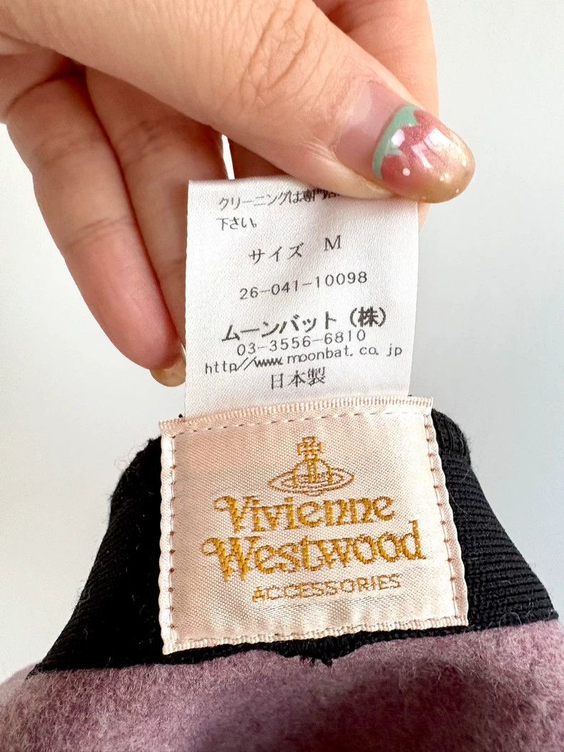 Vivienne Westwood Vivienne Westwood Old pink Saturn beret with plums Size ONE SIZE - 8 Thumbnail