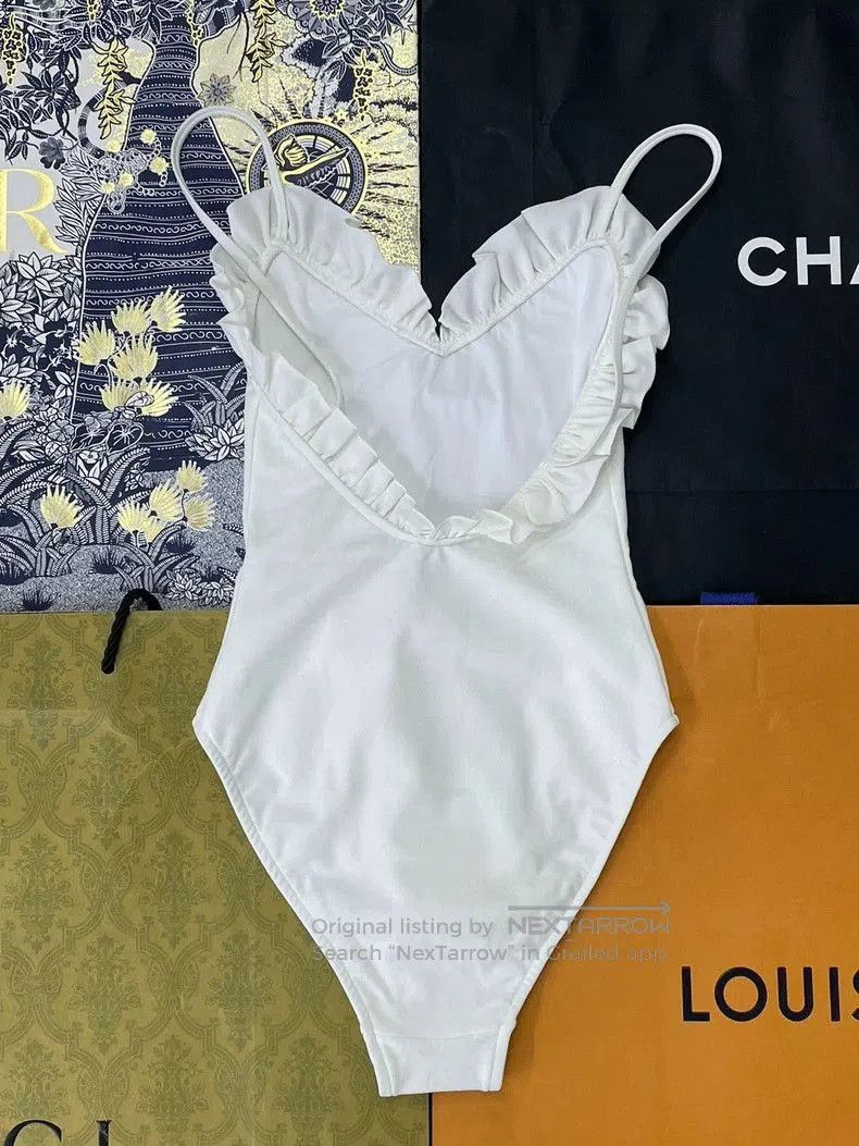 Chanel Chanel 23S White CC Swimsuit. Size US 34 / EU 50 - 3 Thumbnail