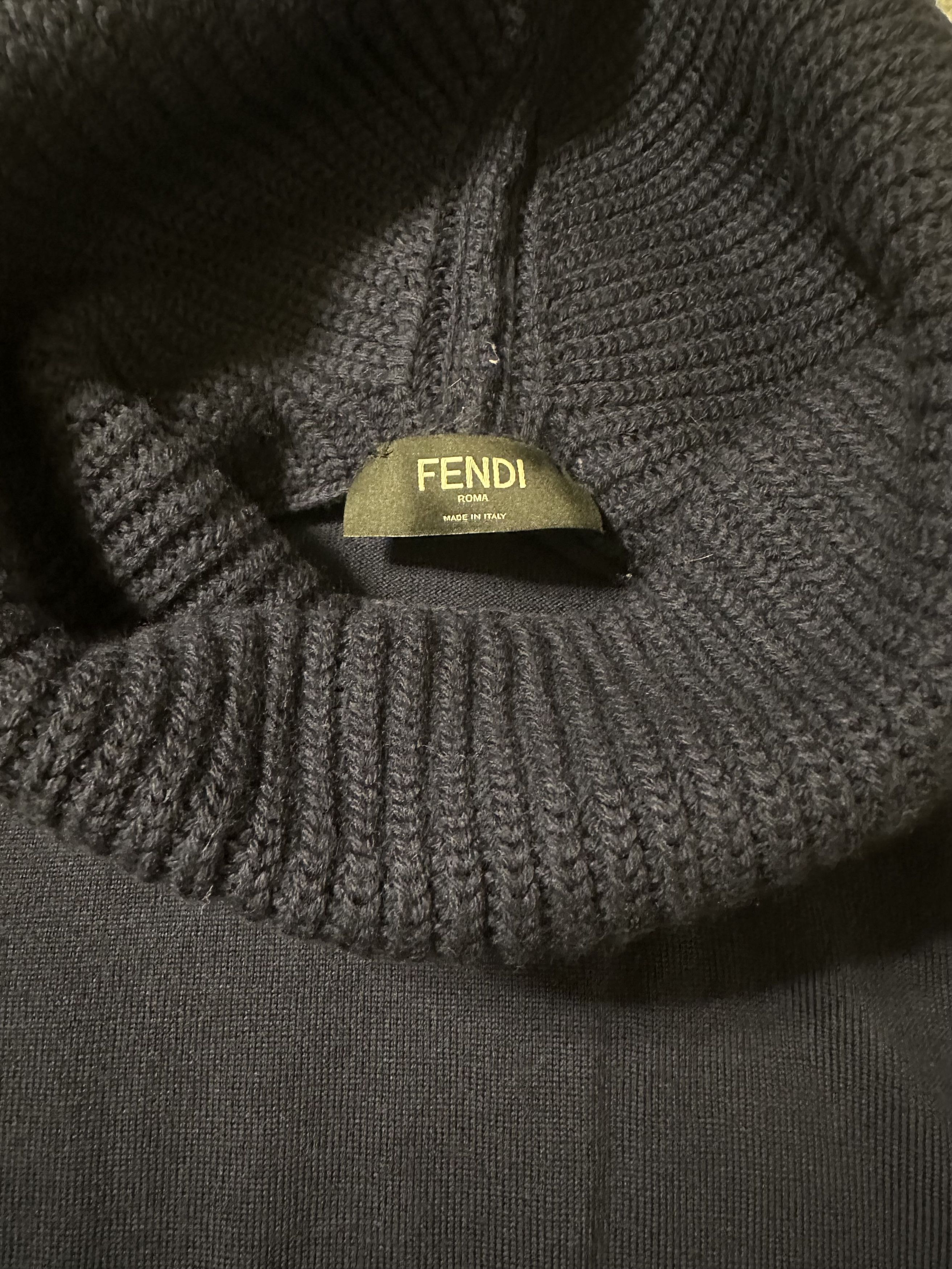 Fendi Fendi Scuba Hood Sweater Size US M / EU 48-50 / 2 - 5 Thumbnail