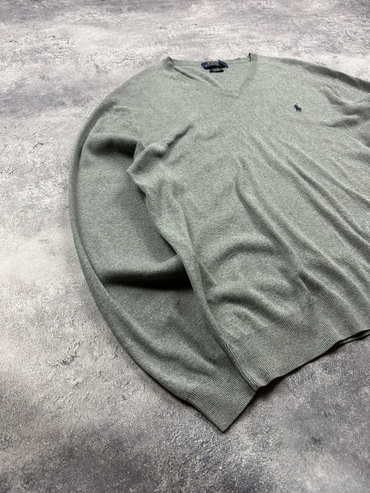 Polo Ralph Lauren Vintage Polo Ralph Lauren Grey V-Neck Sweater Jumper Pony Size US L / EU 52-54 / 3 - 2 Thumbnail