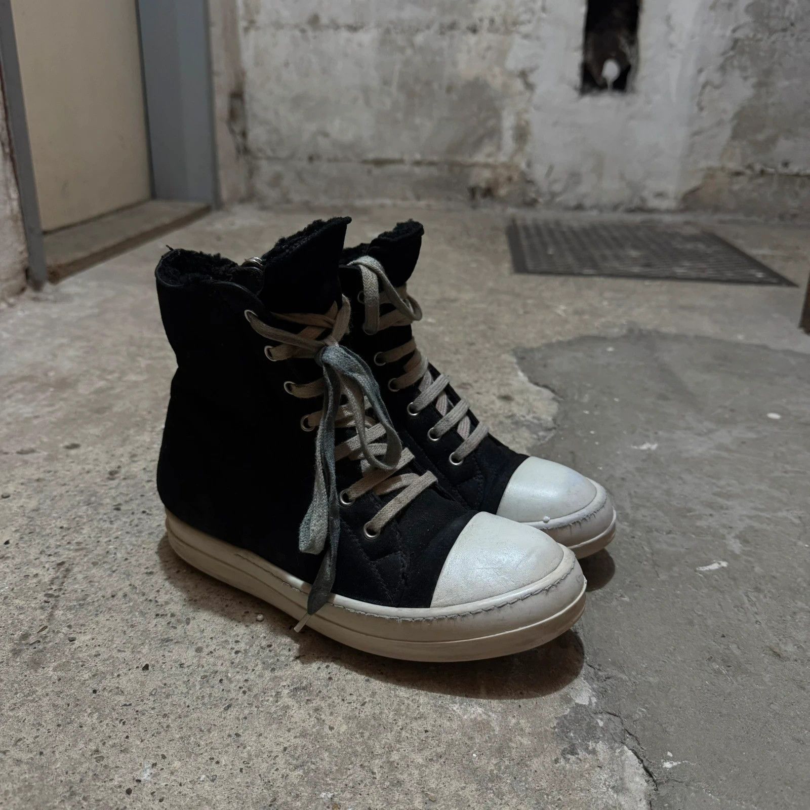 Rick Owens Rick Owens shearling high top ramones Size US 7 / IT 37 - 1 Thumbnail