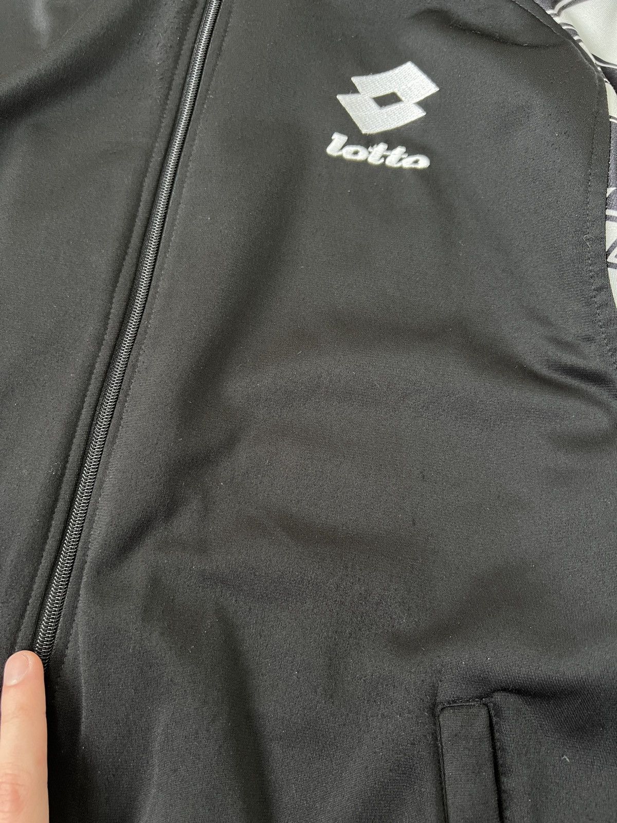Lotto Sport Vintage Lotto Track Jacket black white big logo sport 90s Size US L / EU 52-54 / 3 - 10 Thumbnail