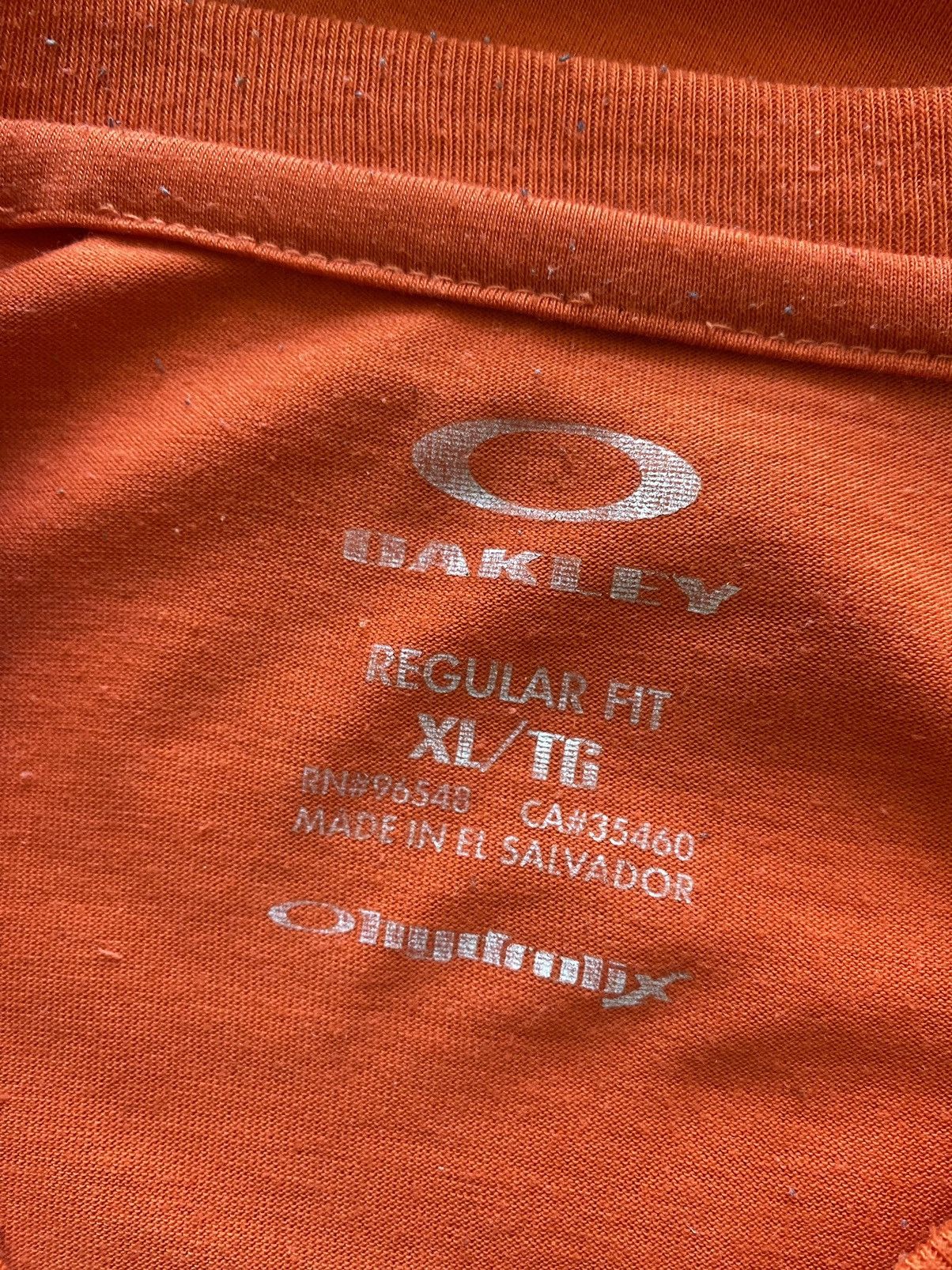 Oakley Oakley Software regular fit vintage t shirt y2k Size US XL / EU 56 / 4 - 2 Thumbnail