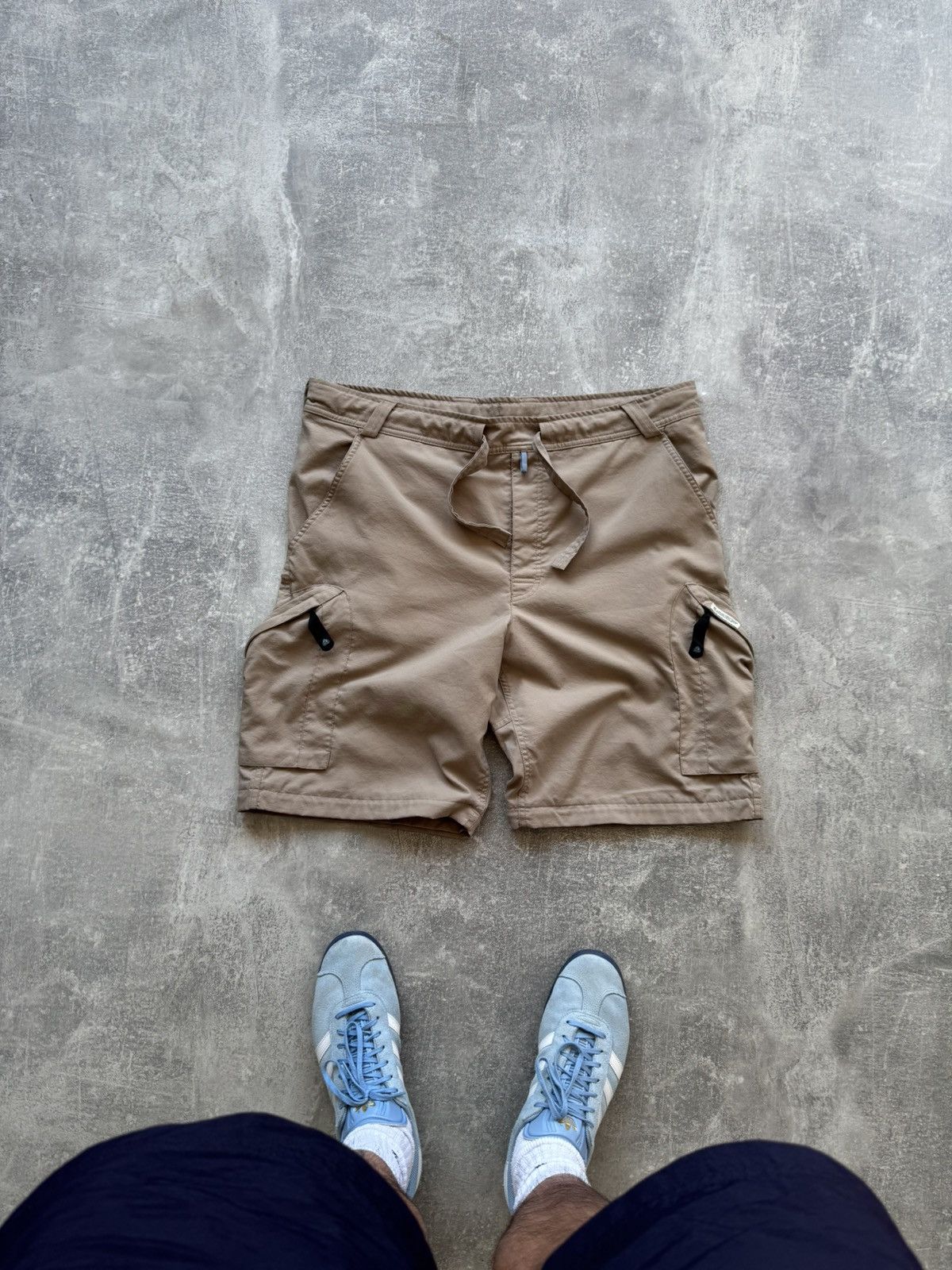 Nike ACG × Vintage Vintage Nike ACG Pockets Baggy Shorts L Size US 34 / EU 50 - 1 Thumbnail