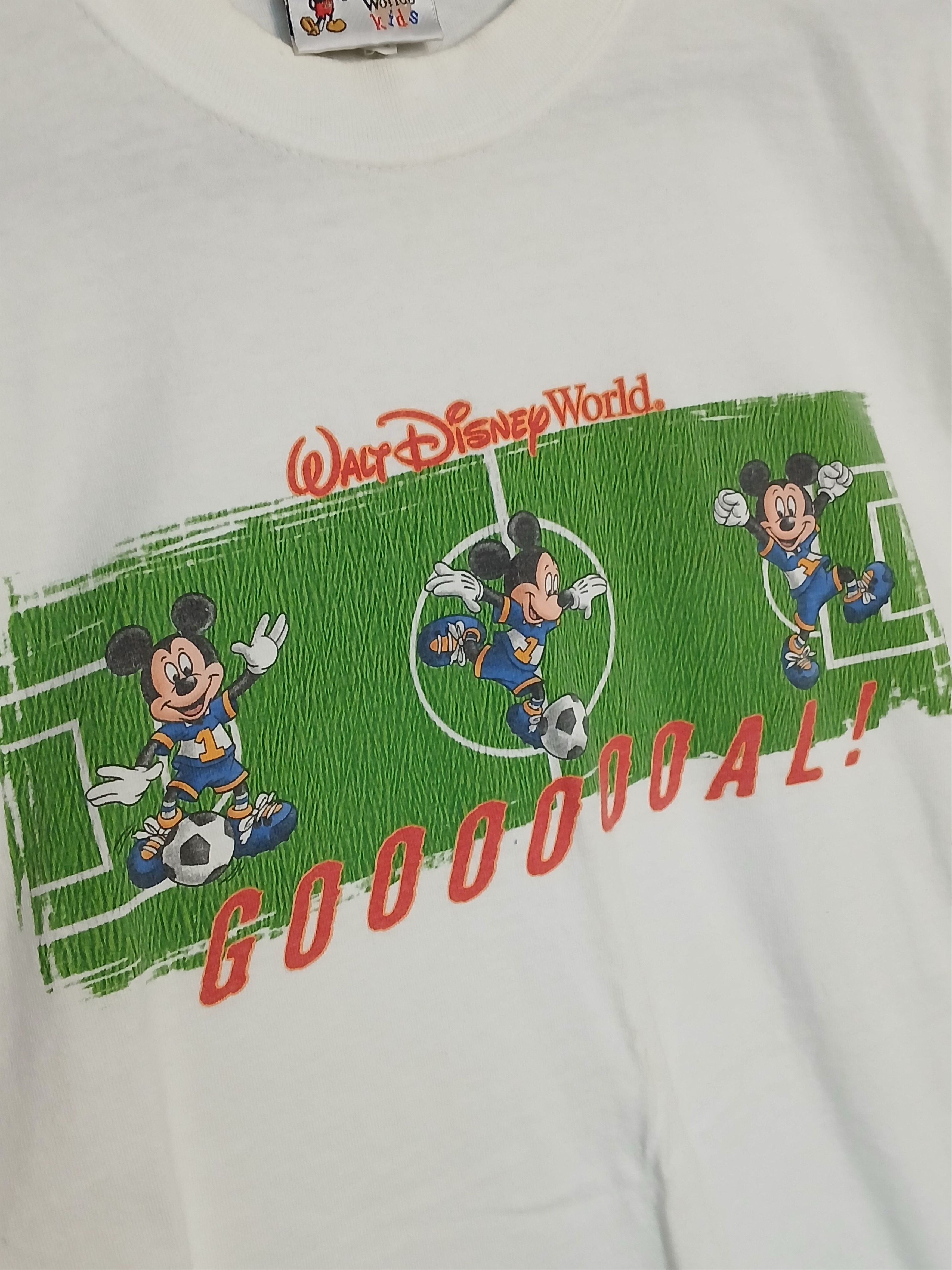 Disney × Vintage KIDS Vintage Disney Mickey Mouse Football T-Shirt Size US XL / EU 56 / 4 - 3 Thumbnail