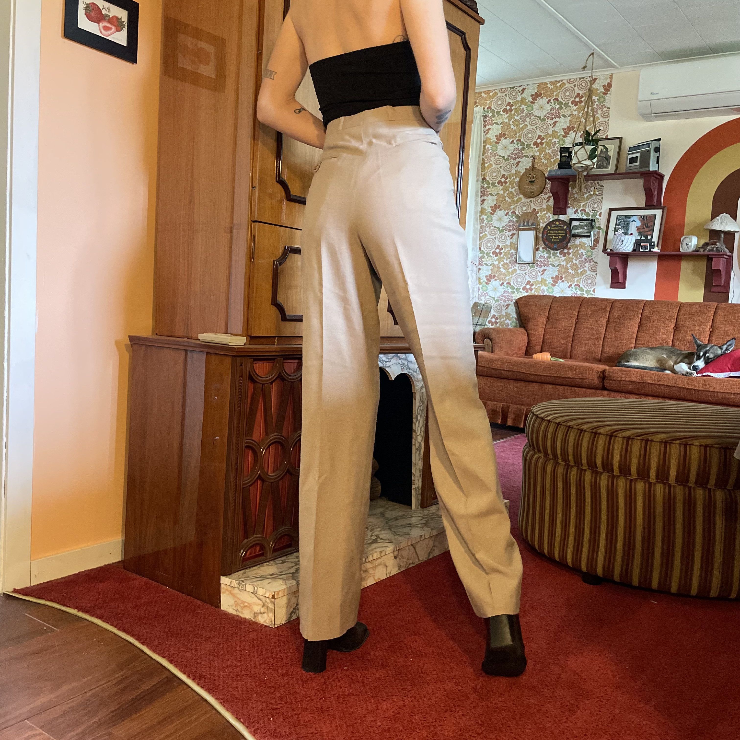 Yves Saint Laurent 90s vintage YSL Wool Blend Beige pleated high waisted pants! Size 31" - 5 Thumbnail