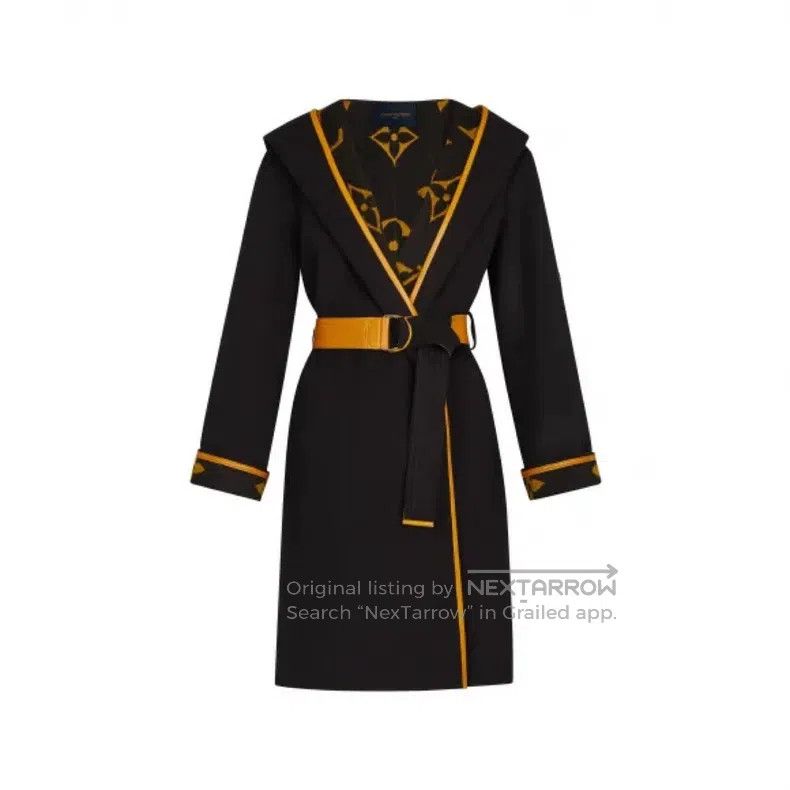Louis Vuitton Louis Vuitton Black and orange floral print hooded coat Size XS / US 0-2 / IT 36-38 - 1 Thumbnail