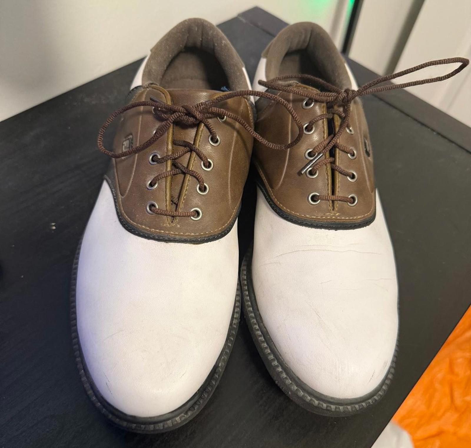 Footjoy FootJoy Classic Saddle Golf Shoes Mens 9 White Brown Leather Size US 9 / EU 42 - 2 Thumbnail