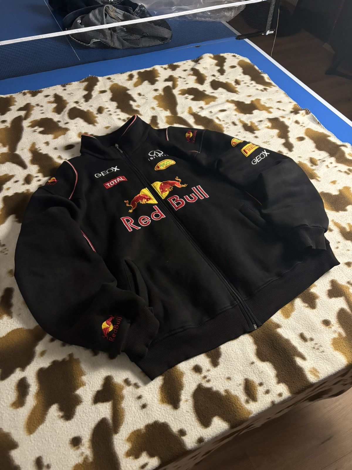 Red Bull Vintage Race jacket Red Bull size xl-xxl Size US XL / EU 56 / 4 - 1 Thumbnail
