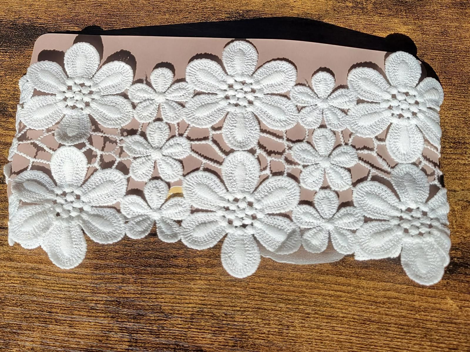 Other Delicate White Floral Baby Headband with Sheer Bow Size ONE SIZE - 2 Thumbnail