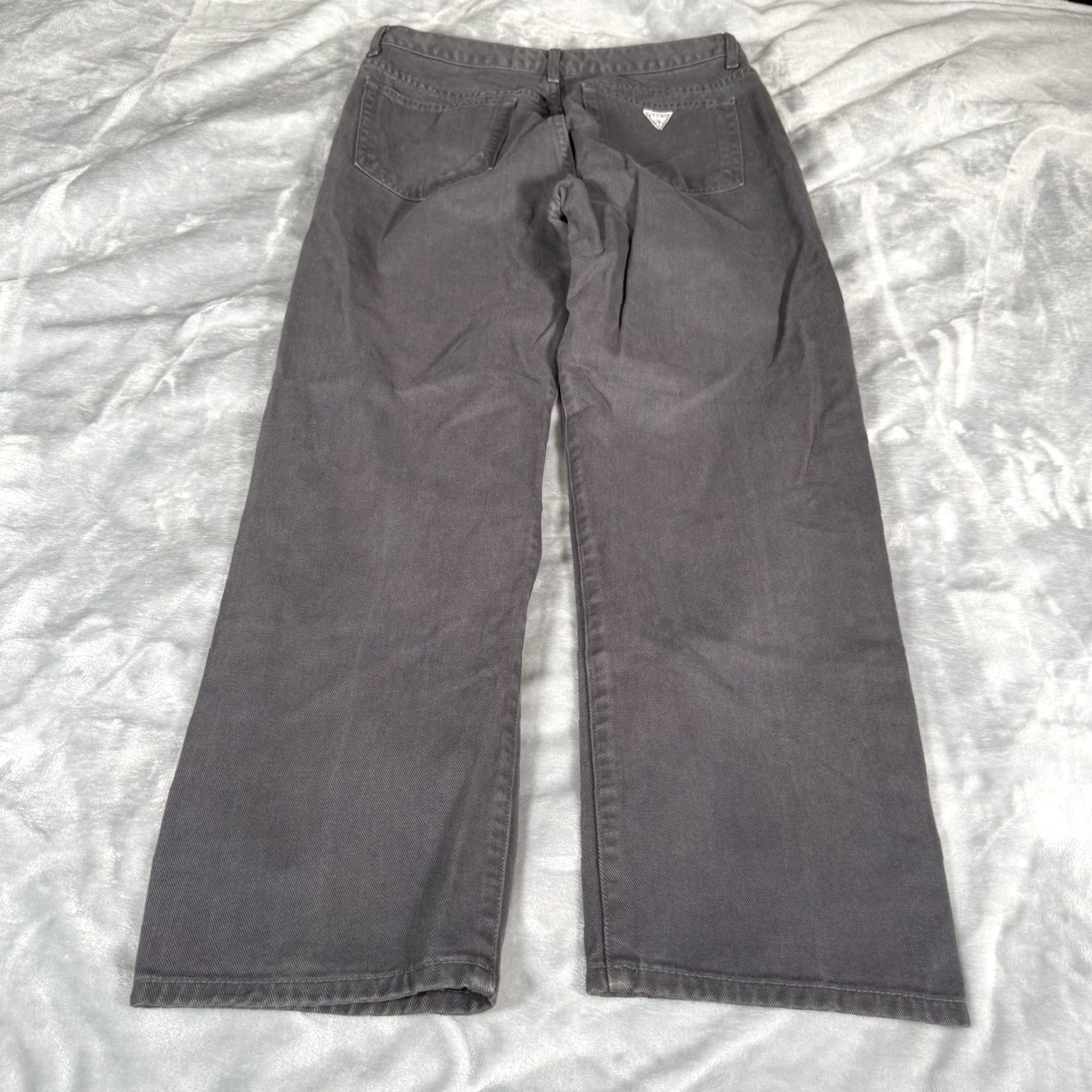Guess VINTAGE GUESS Jeans Straight Fit Denim Mens 32 34 Inseam 29 USA Blue 5-Pocket Design Regular Rise Mid 90s Jeans Mens Size US 32 / EU 48 - 6 Thumbnail