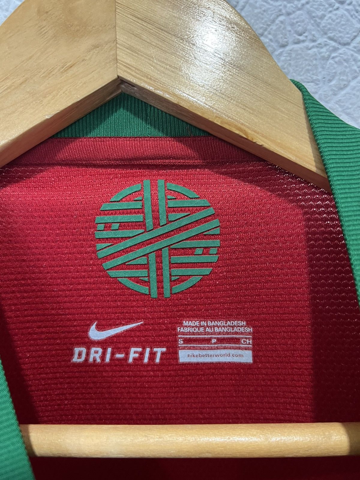 Nike Nike Portugal 2012 Home Kit Soccer Jersey Size US S / EU 44-46 / 1 - 3 Thumbnail