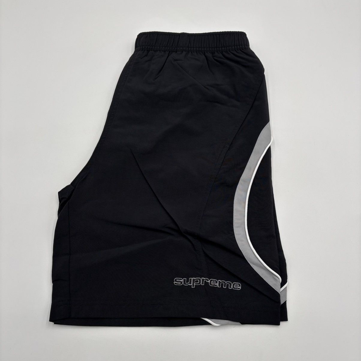 Supreme Supreme Side Pocket Basketball Shorts SS25 Black | Grailed