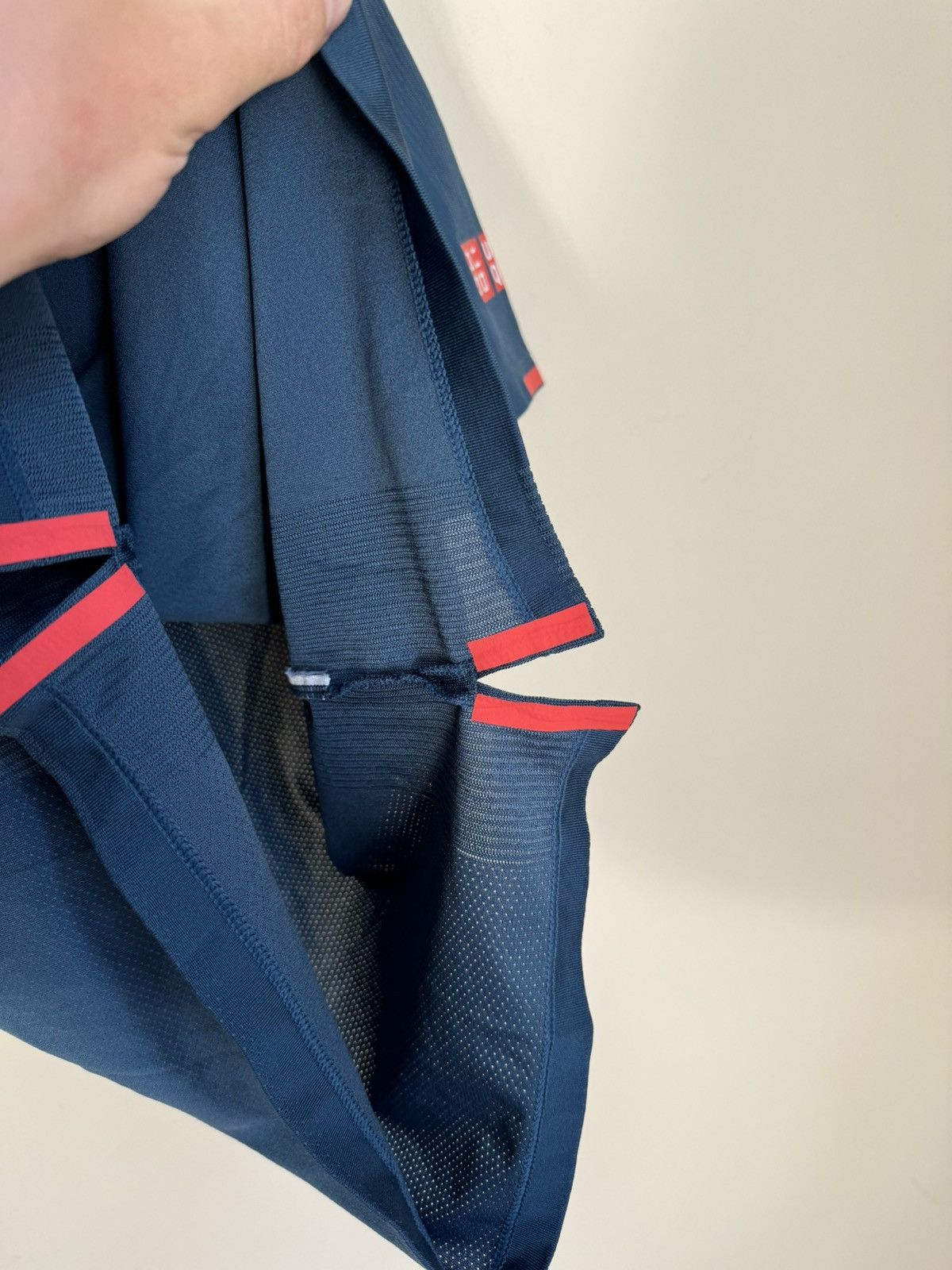 Uniqlo Uniqlo Roger Federer RF 2021 French Open Halle Polo Tennis Size US L / EU 52-54 / 3 - 5 Thumbnail