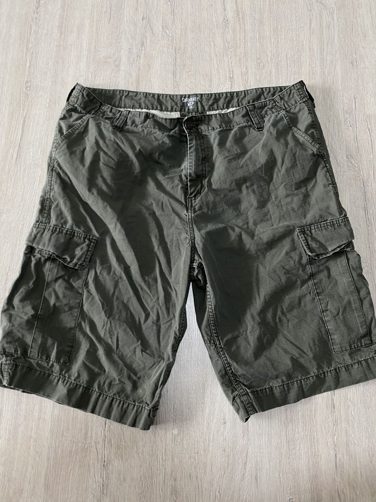 Carhartt Wip × Vintage Carhartt WIP Regular Cargo Shorts Size US 38 / EU 54 - 2 Thumbnail
