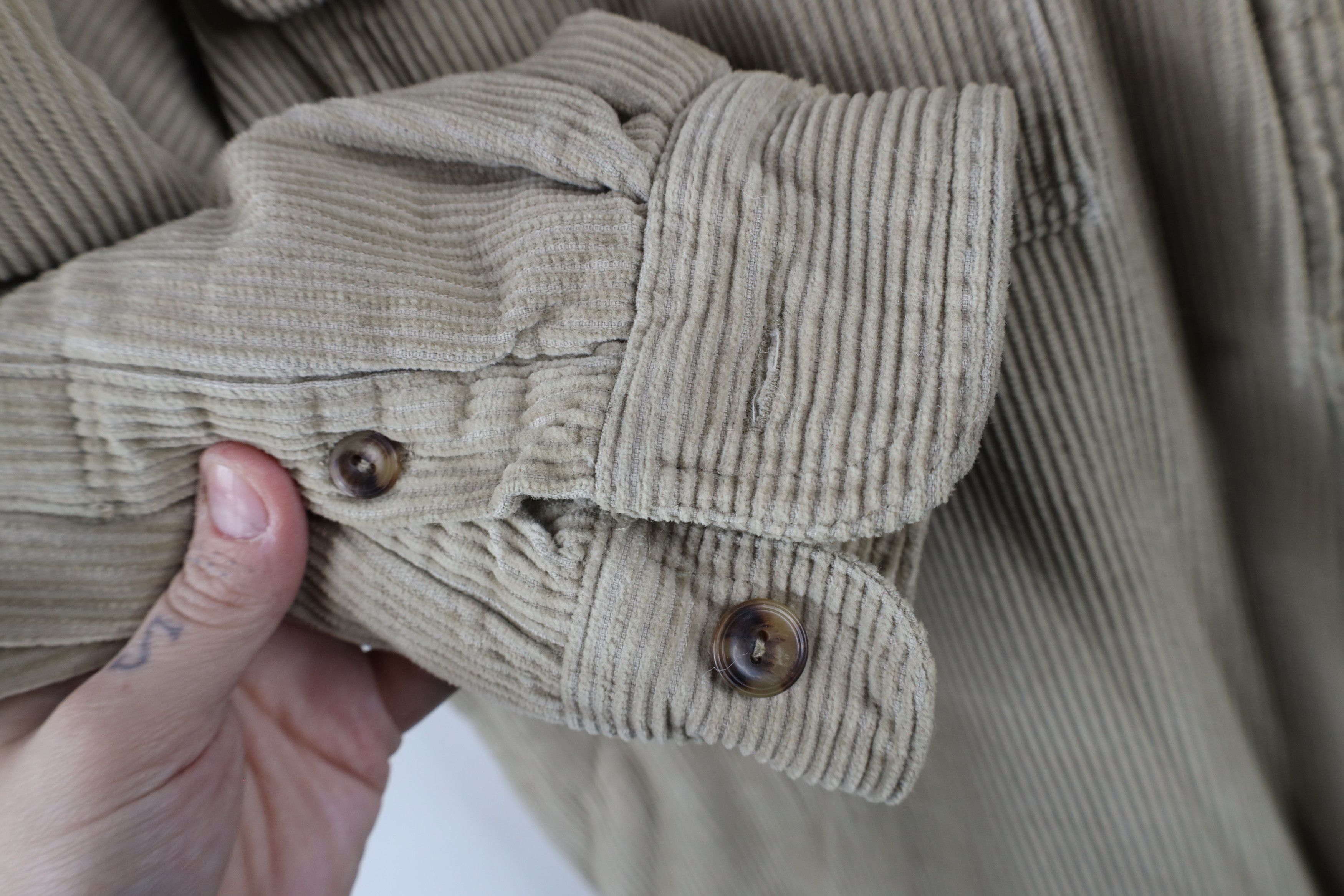 Vintage Vintage 90s Streetwear Fleece Lined Corduroy Shirt Jacket Size US L / EU 52-54 / 3 - 4 Thumbnail