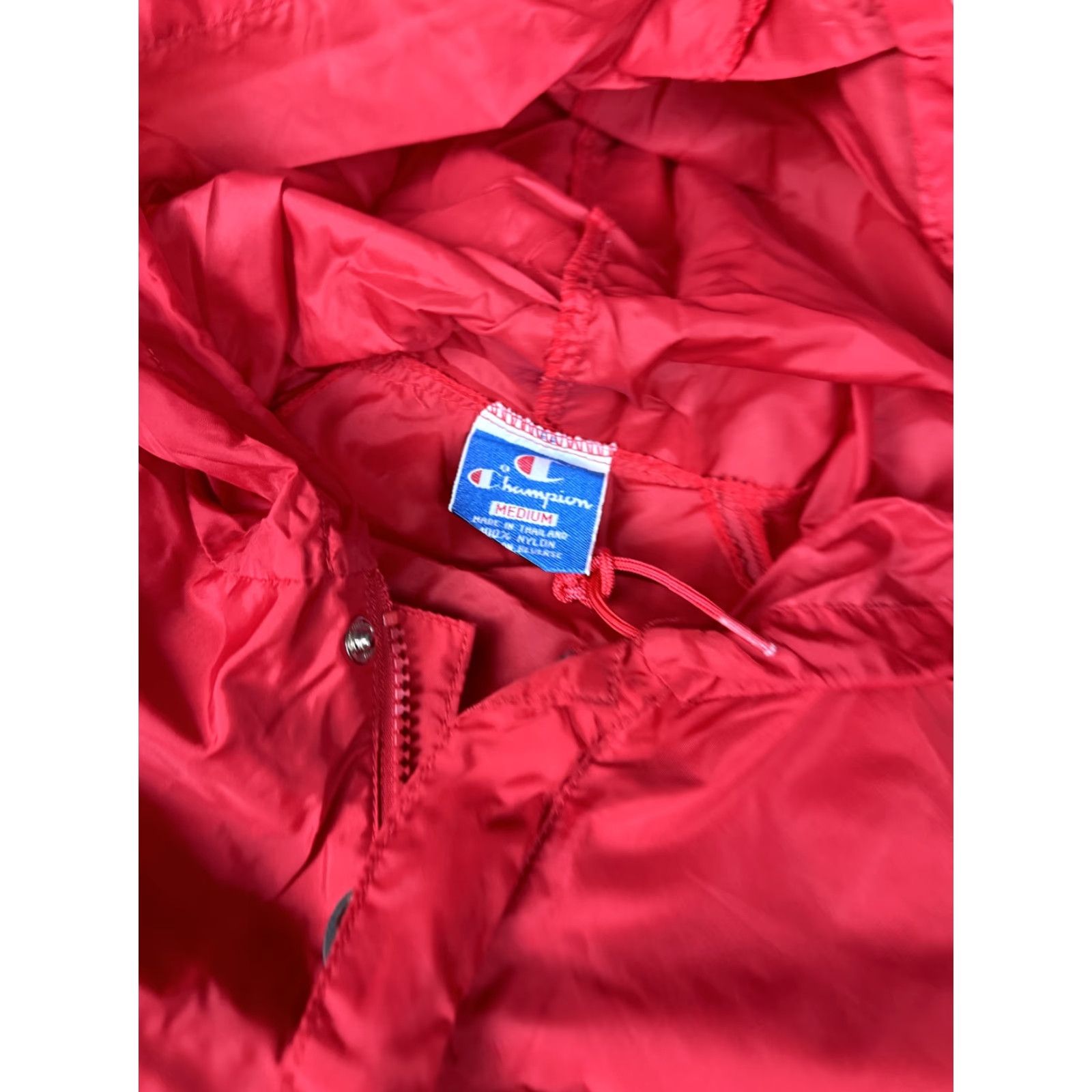 Champion VINTAGE Champion Windbreaker Jacket Red M Mens Hoodie Light Jacket Sz M Size US M / EU 48-50 / 2 - 2 Thumbnail