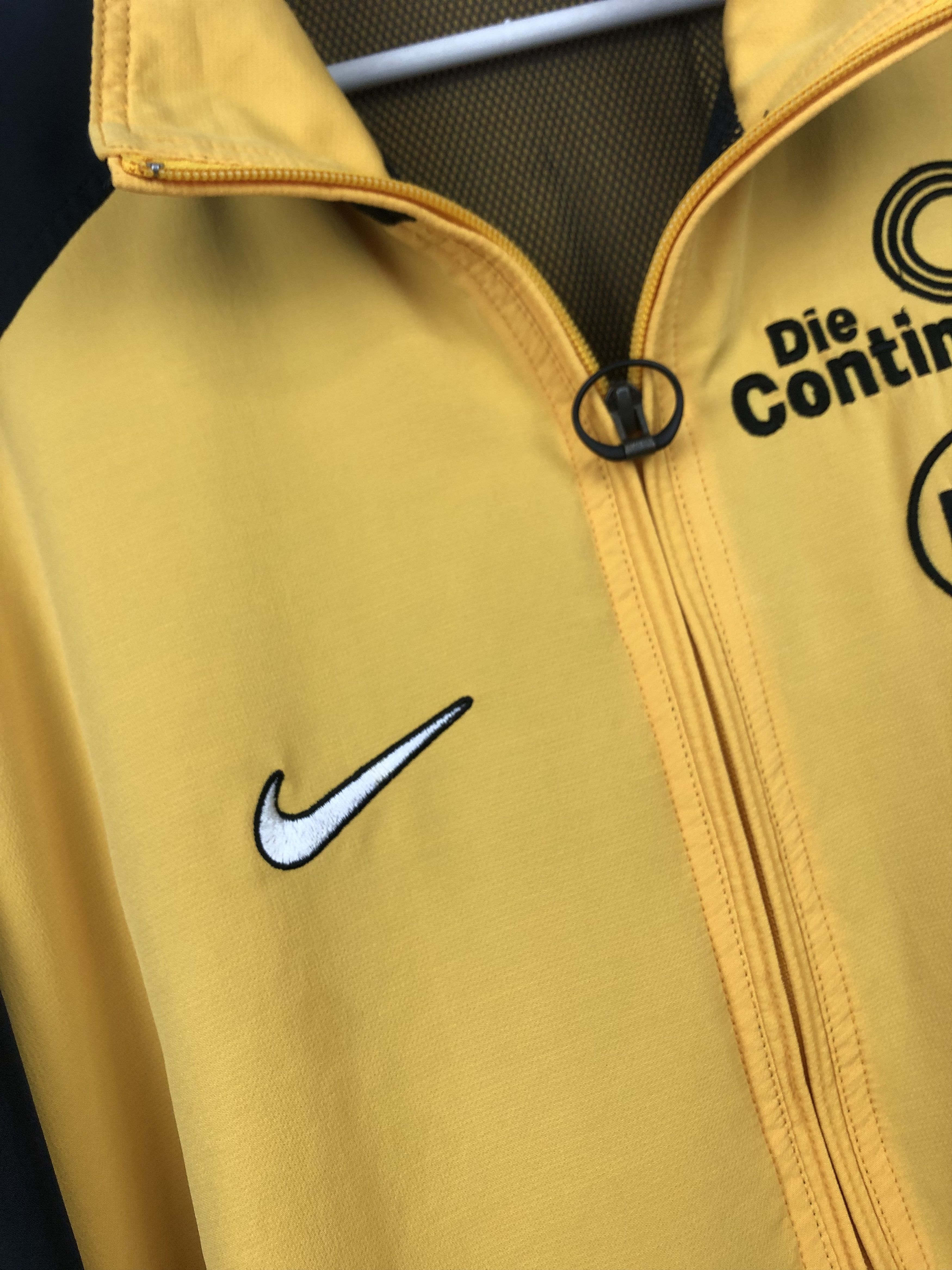 Nike × Vintage Vintage Nike Borussia Dortmund Football Jacket Soccer Track Size US M / EU 48-50 / 2 - 6 Thumbnail
