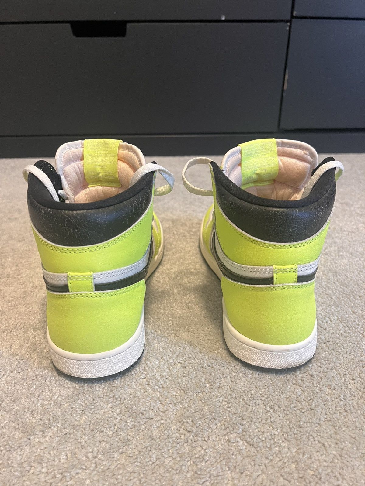Jordan Brand Jordan 1 Retro High OG ‘Visionaire’ (2022) Size US 8 / EU 41 - 7 Thumbnail
