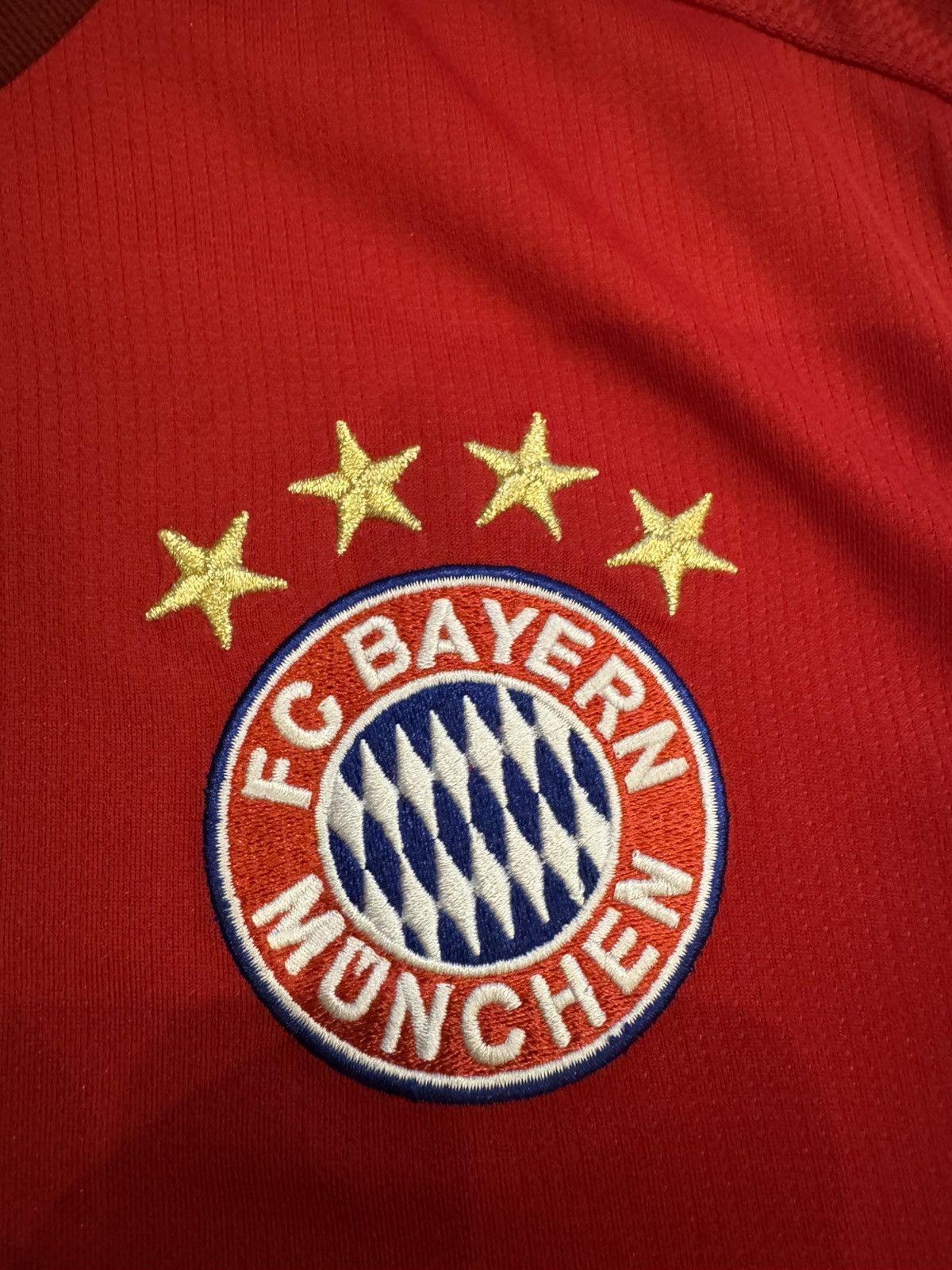 Adidas BAYERN MÜNICH 2015 2016 HOME FOOTBALL SHIRT ADIDAS sz L MEN Size US L / EU 52-54 / 3 - 7 Thumbnail