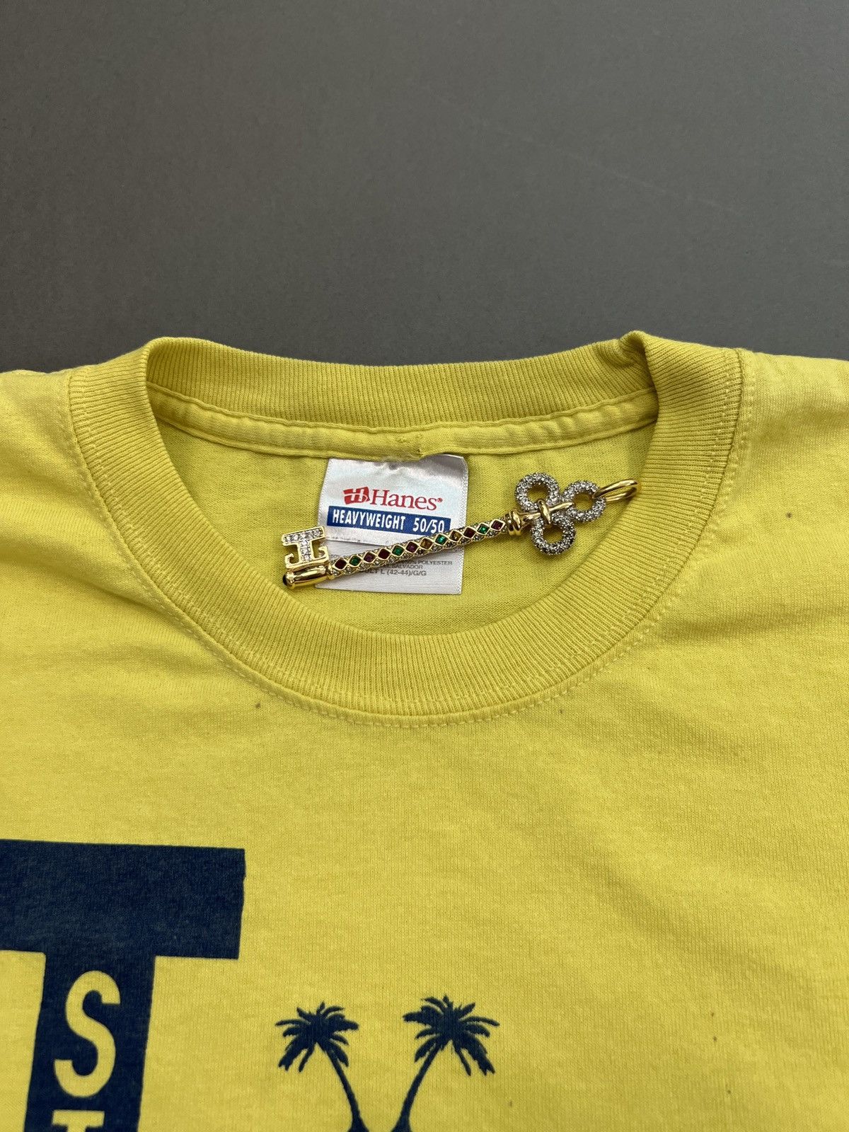 Hanes Vintage Y2K Thrashed Los Angeles LA Tee Shirt Size US L / EU 52-54 / 3 - 5 Thumbnail