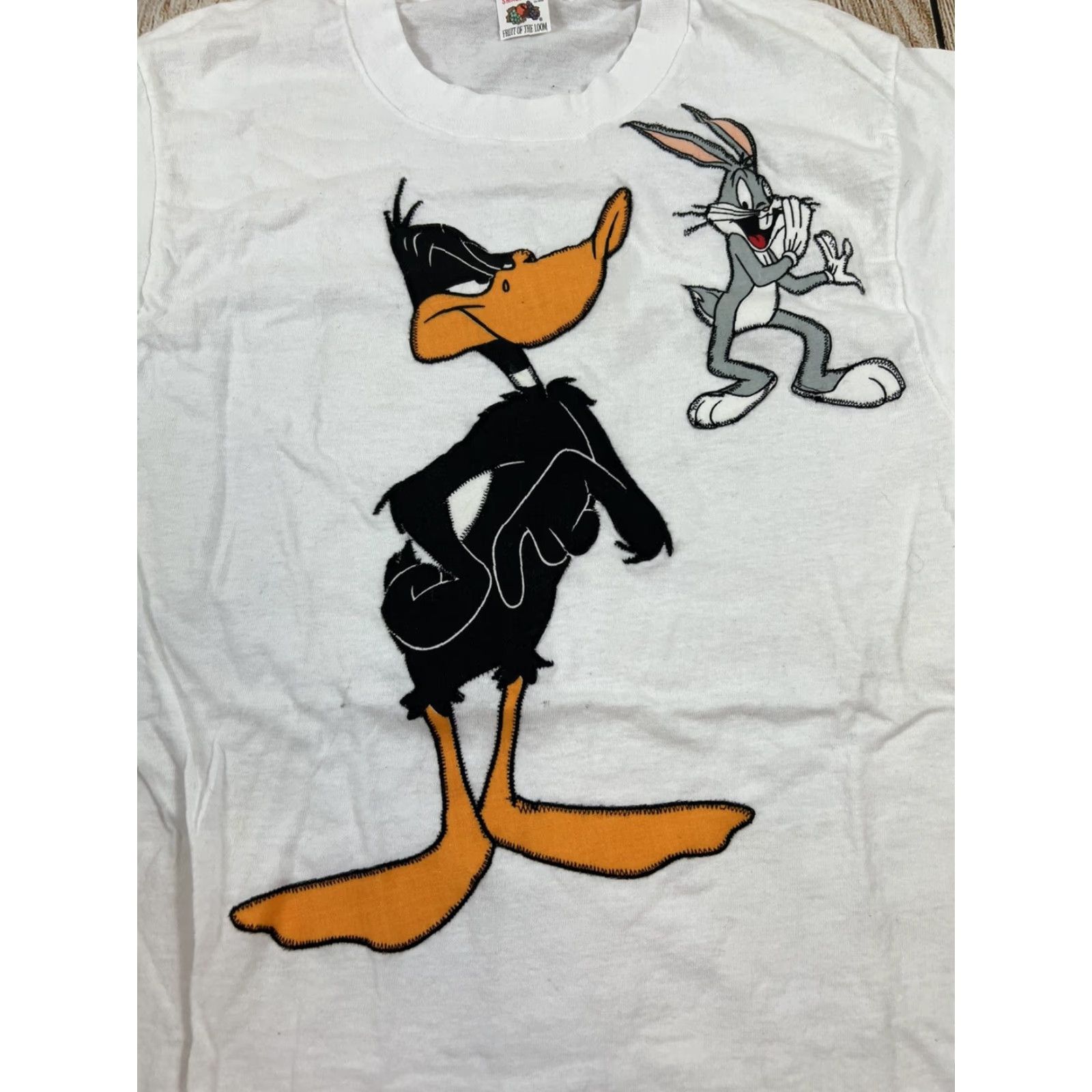 Vintage VINTAGE Looney Tunes Daffy Duck & Bugs Bunny T Shirt White Size S Men's 90s Size US S / EU 44-46 / 1 - 2 Thumbnail