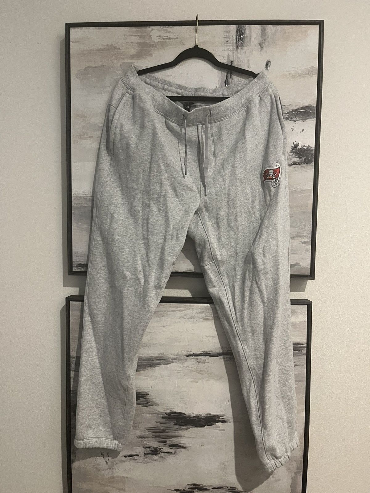 Lululemon Buccaneers Sweatpants Size US 38 / EU 54 - 1 Thumbnail