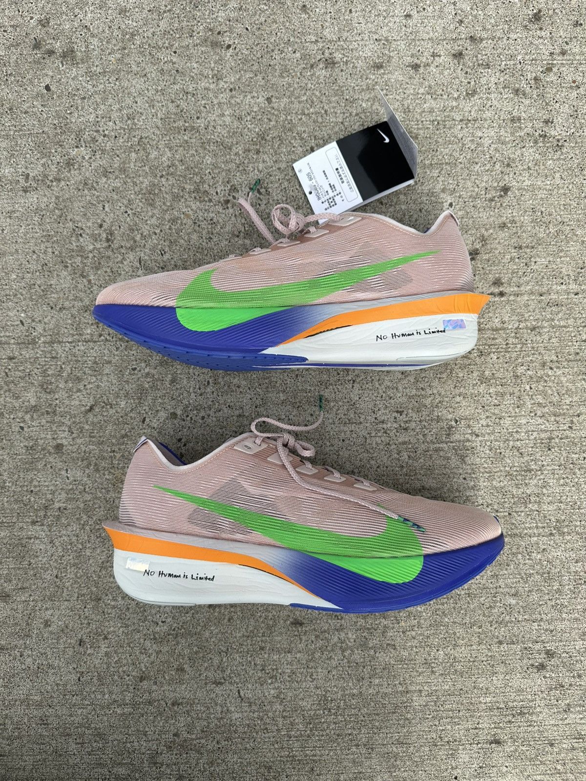 Nike Nike Vaporfly 4 Size US 11 / EU 44 - 1 Thumbnail