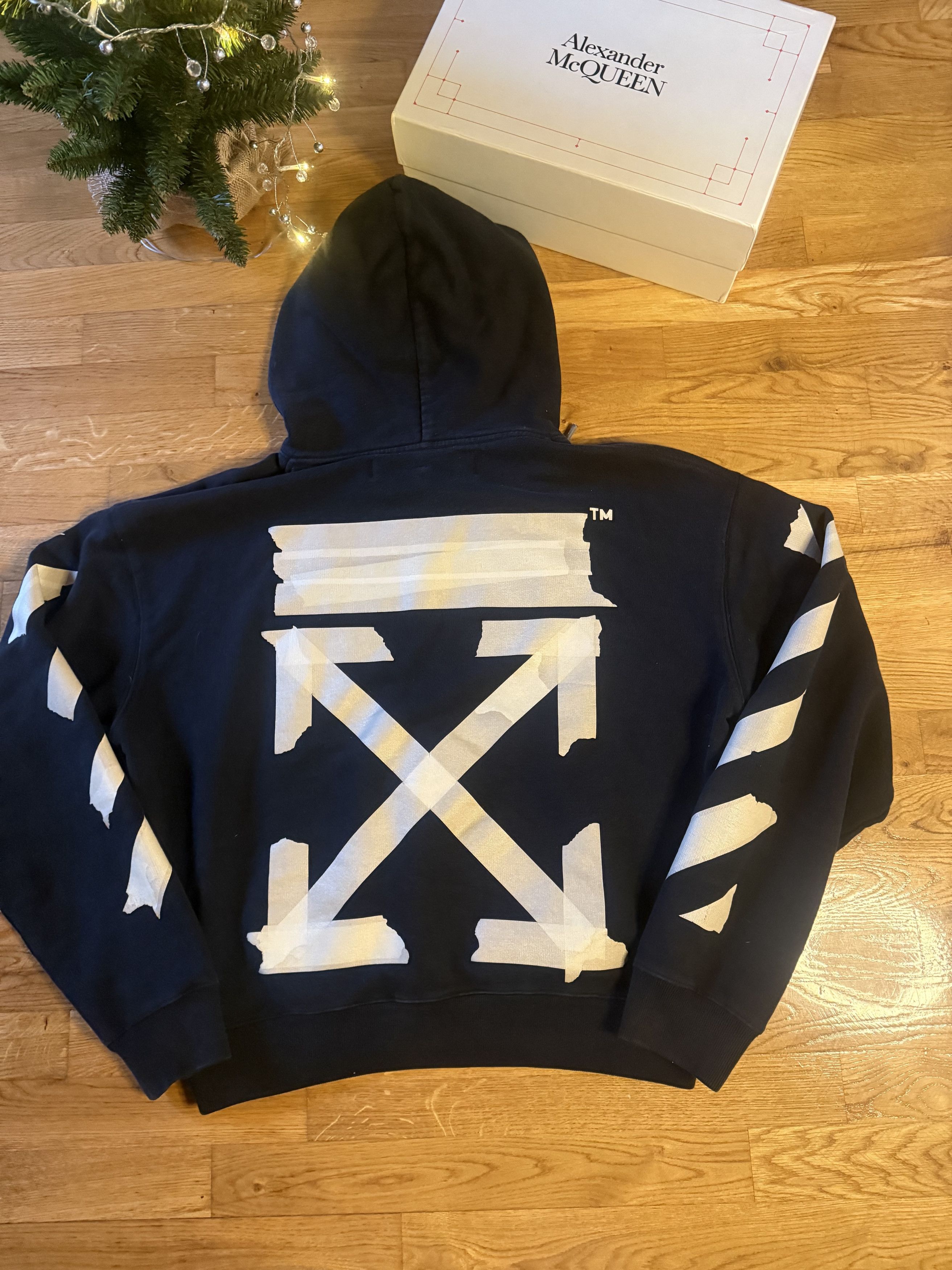 Off-White Off-White Hoodie with Tape Design Boxy Size US M / EU 48-50 / 2 - 2 Thumbnail