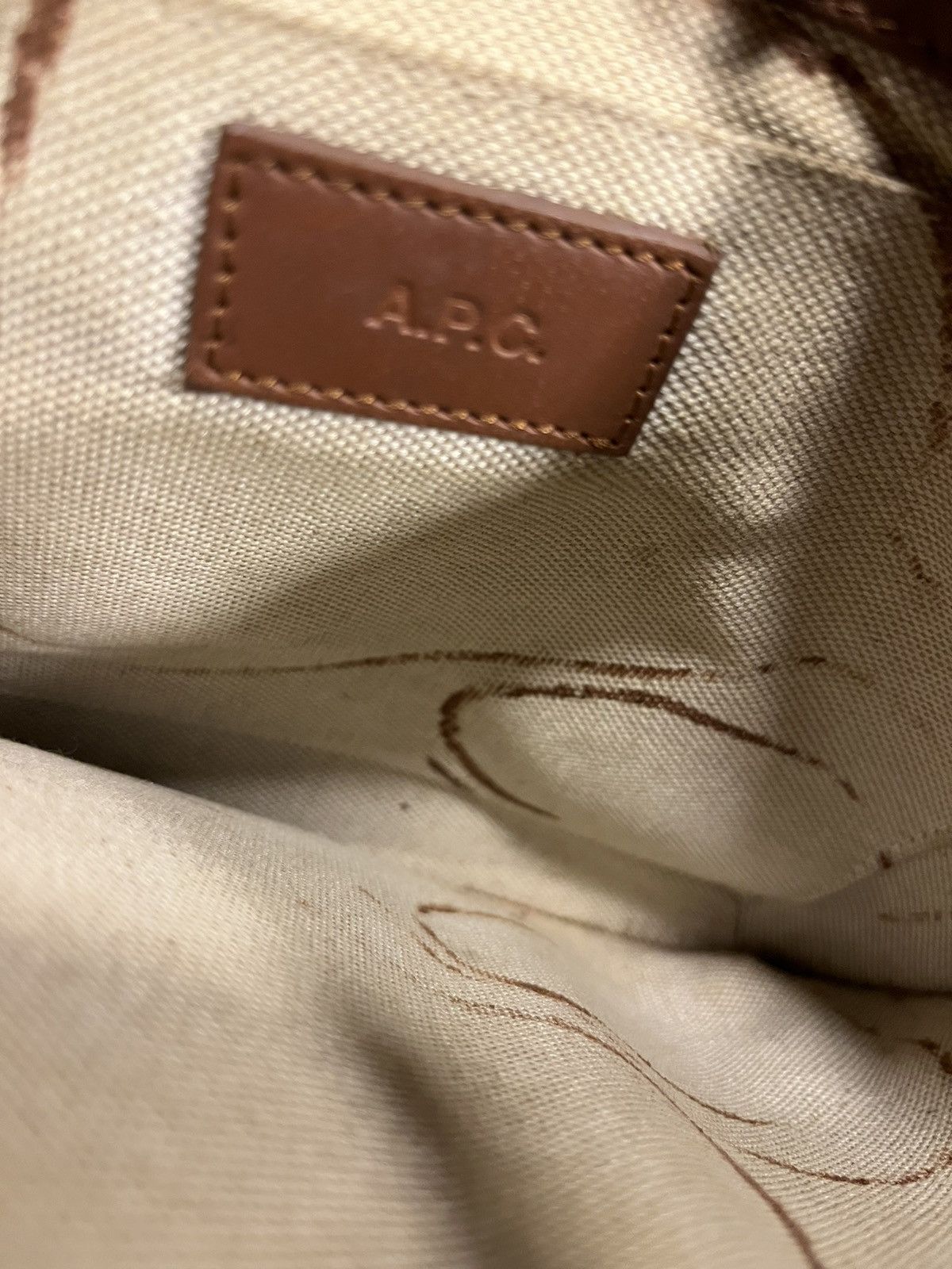 A.P.C. A.P.C. Sarah Leather Crossbody Bag Size ONE SIZE - 4 Thumbnail