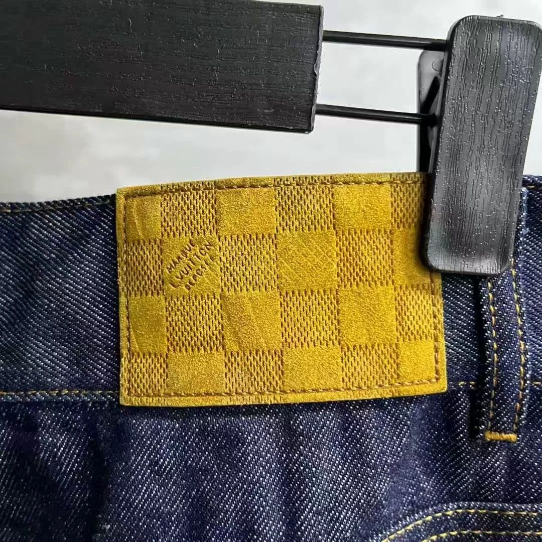 Louis Vuitton Louis Vuitton Blue Logo Embroidered Flared Jeans Size US 26 / EU 42 - 5 Thumbnail