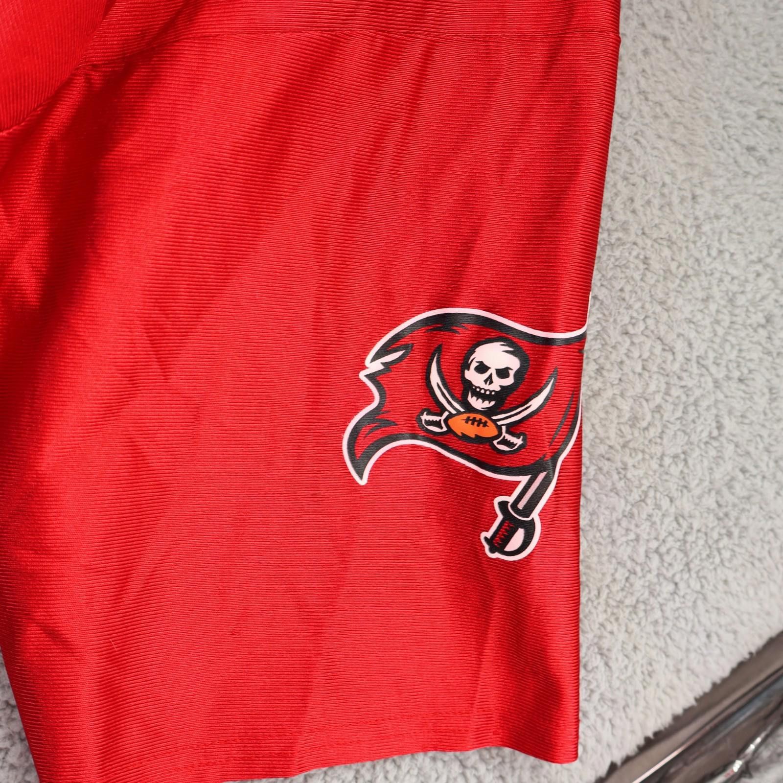 NFL Bucs Jersey #55 Derrick Brooks XL Tampa Bay NFL Buccaneers Size ONE SIZE - 11 Thumbnail