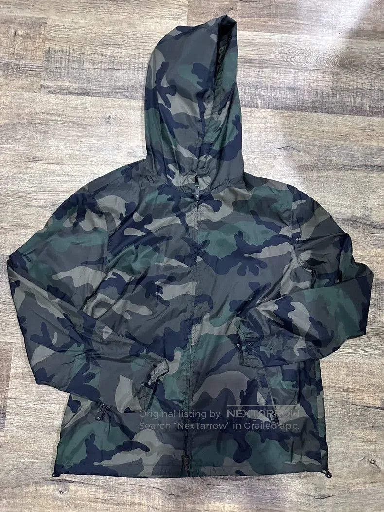 Valentino Camouflage sun protection clothing