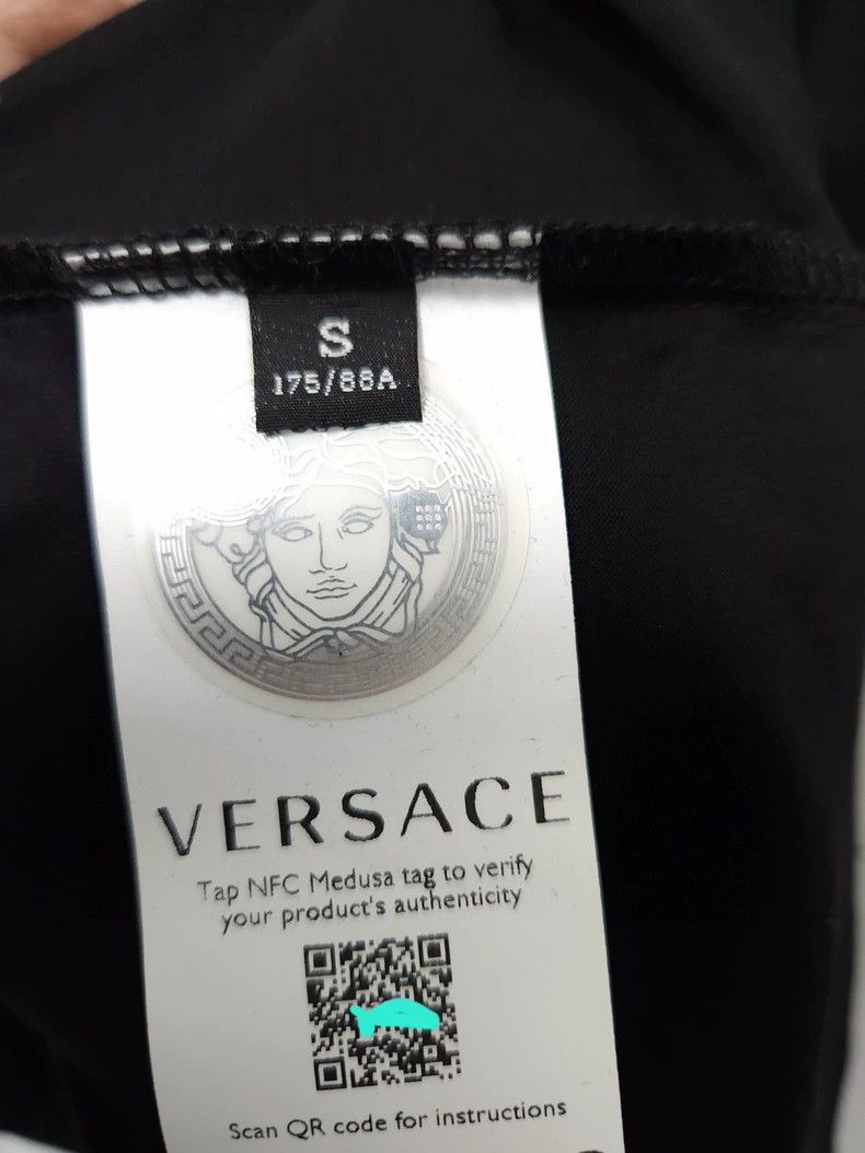 Versace Versace Full diamond Medusa short sleeves Size US S / EU 44-46 / 1 - 5 Thumbnail