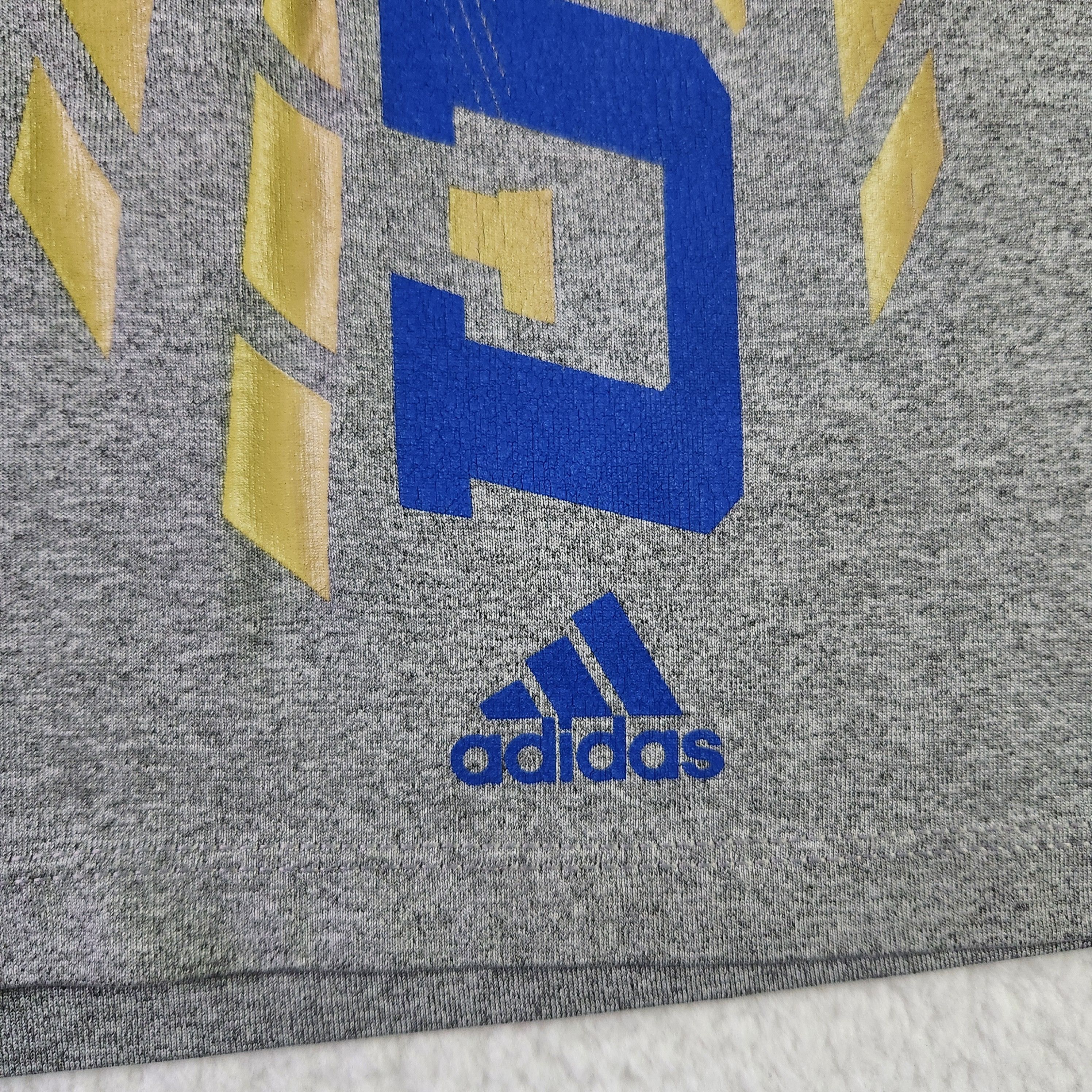 Adidas VINTAGE UCLA Bruins Adidas Activewear T-shirt Gray NCAA Size US M / EU 48-50 / 2 - 4 Thumbnail
