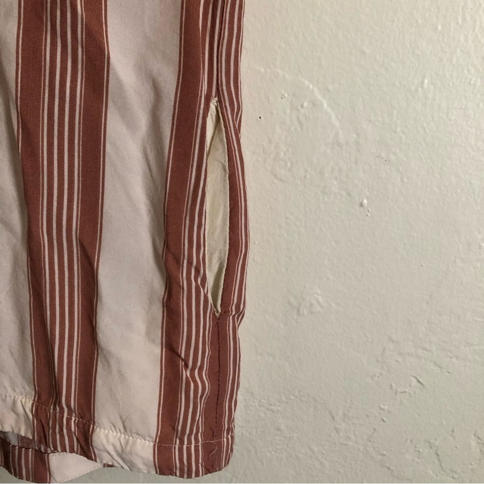Other Dress Forum Red Ivory Stripe Button Up Blouse Shirt Top Size M / US 6-8 / IT 42-44 - 4 Thumbnail
