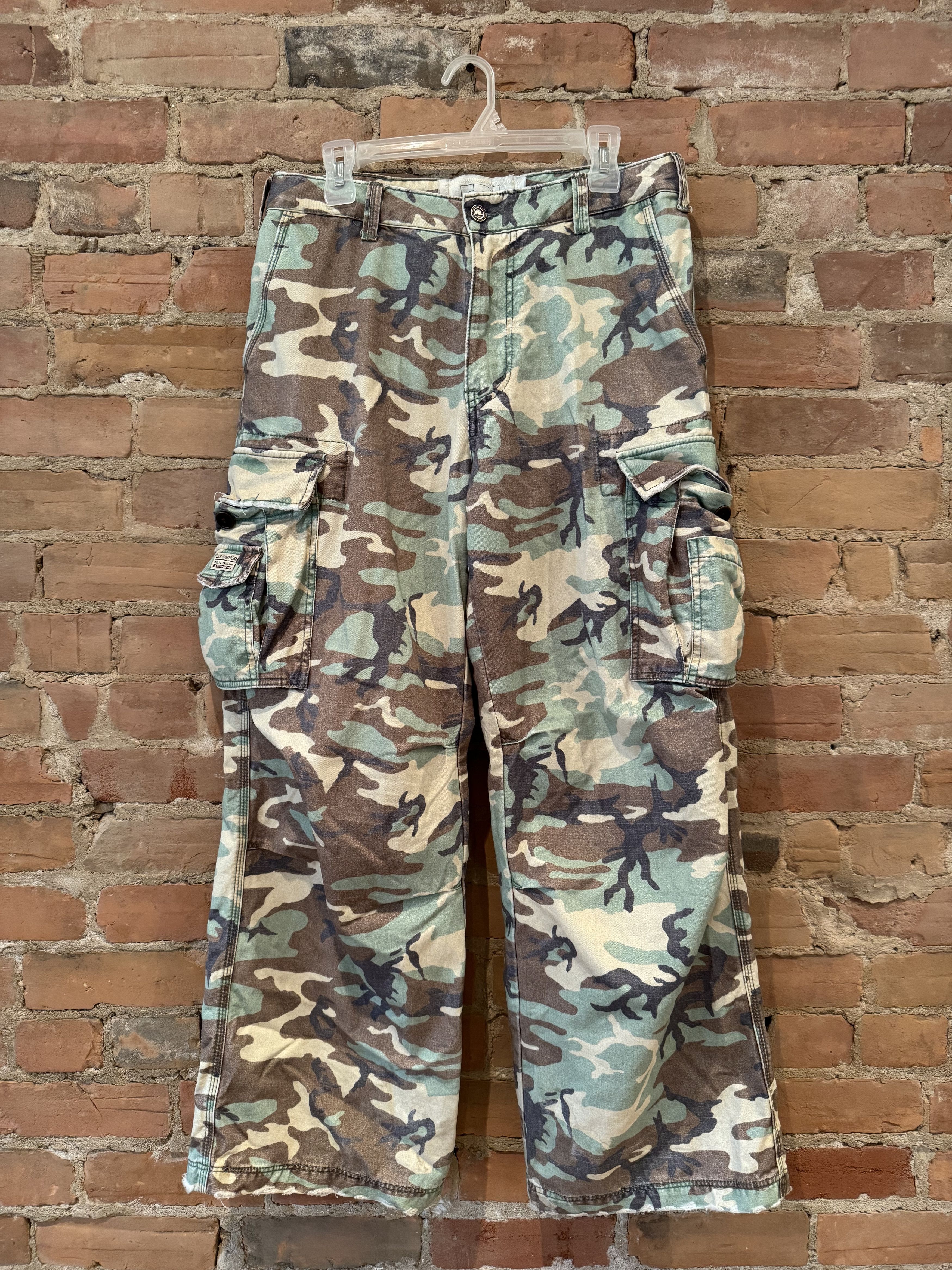 個人装備 ERL camo cargo pants S ERL Camo Cargo Pants in Khaki | SVD USA