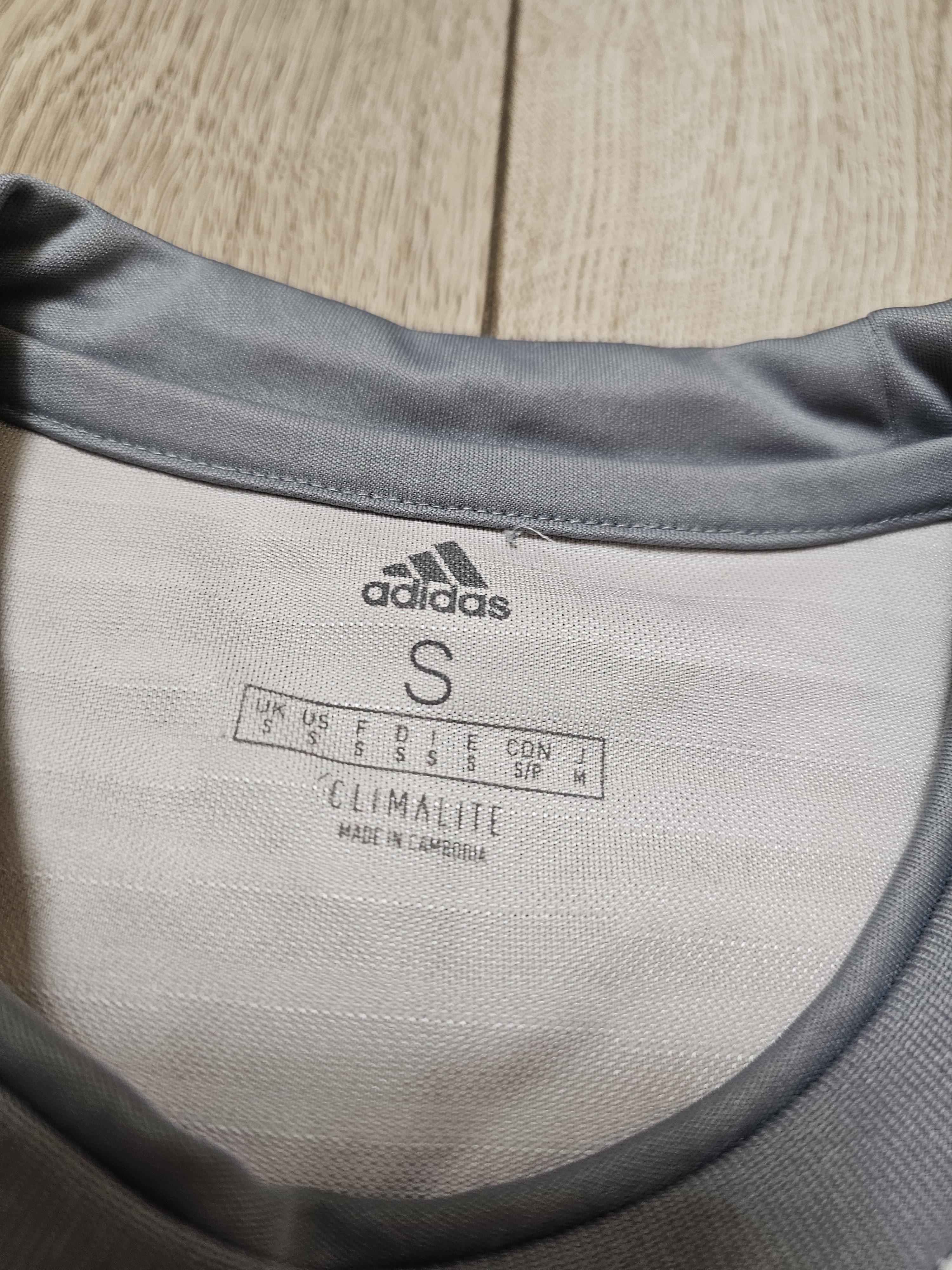 Adidas ABERDEEN 2018 2019 AWAY FOOTBALL SHIRT SOCCER JERSEY Size US S / EU 44-46 / 1 - 6 Thumbnail