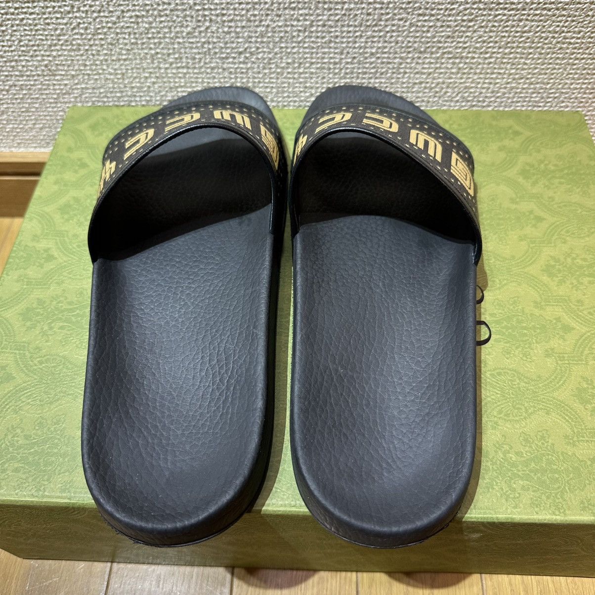 Gucci GUCCI slide sandal GUCCY SEGA logo font black 10 used Size US 10 / EU 43 - 10 Thumbnail