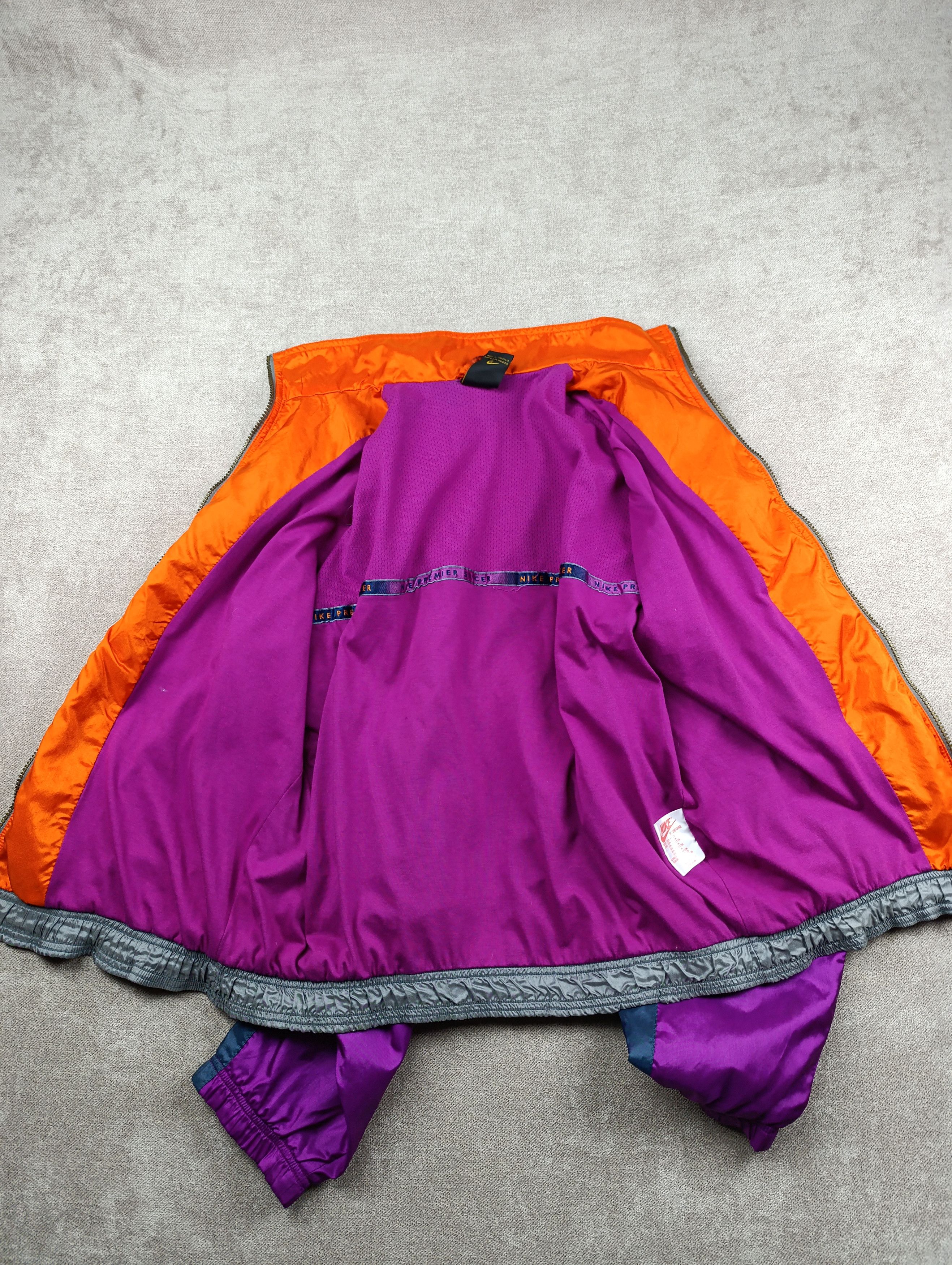 Nike Nike Premier 90s Nylon Jacket Vintage Colourful Windbreaker Size US S / EU 44-46 / 1 - 19 Thumbnail