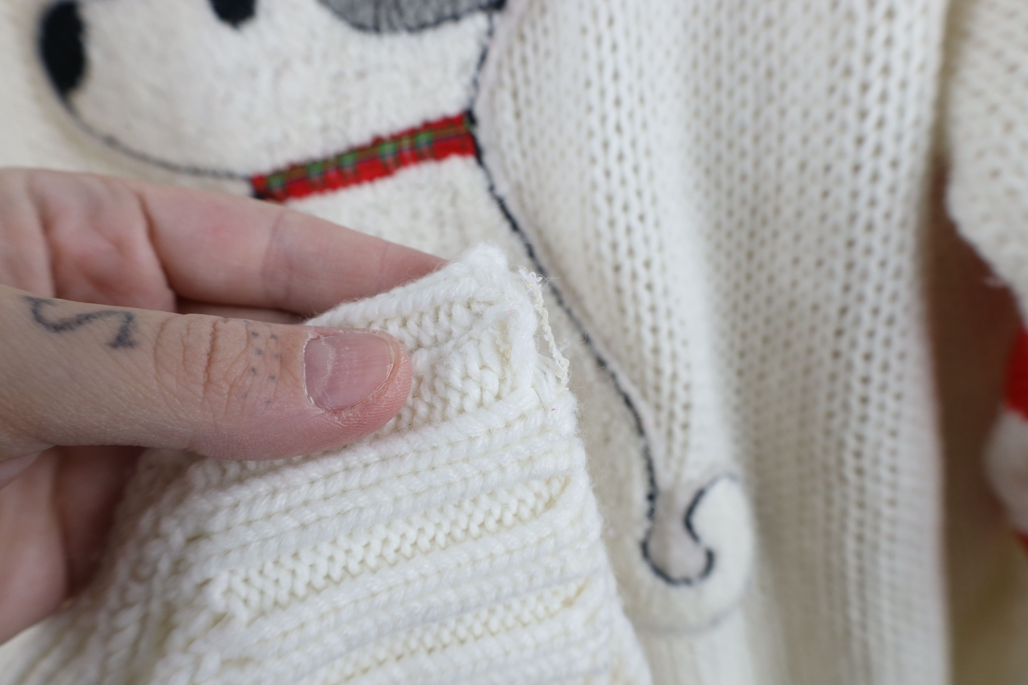 Vintage Vintage 90s Streetwear Striped Dog Chunky Knit Sweater White Size XXL / US 16-18 / IT 52-54 - 10 Thumbnail