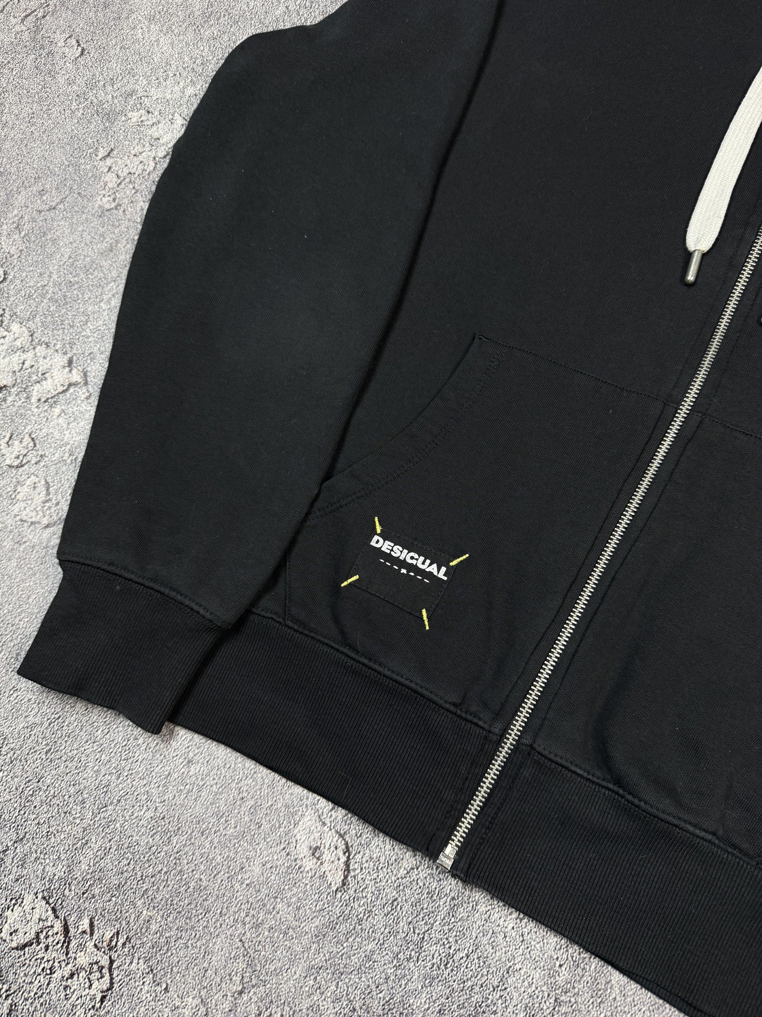 Desigual Y2K Desigual Zip Up Black Hoodie 2000s Style Size US L / EU 52-54 / 3 - 5 Thumbnail